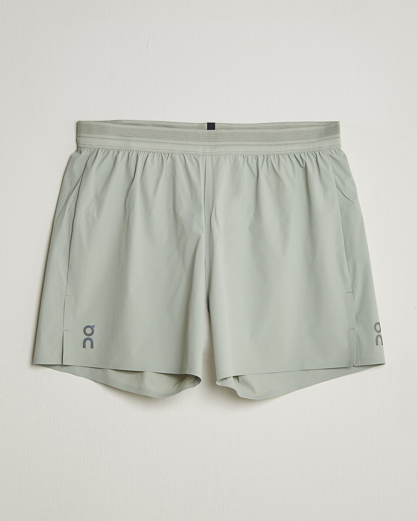Herr | Shorts | On | 5 Inch Performance Shorts Tin