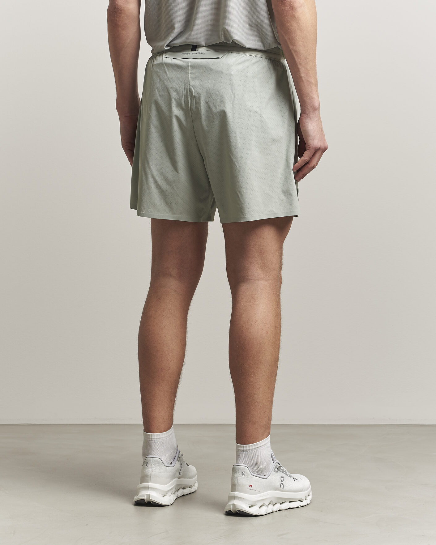 Herr | Shorts | On | 5 Inch Performance Shorts Tin