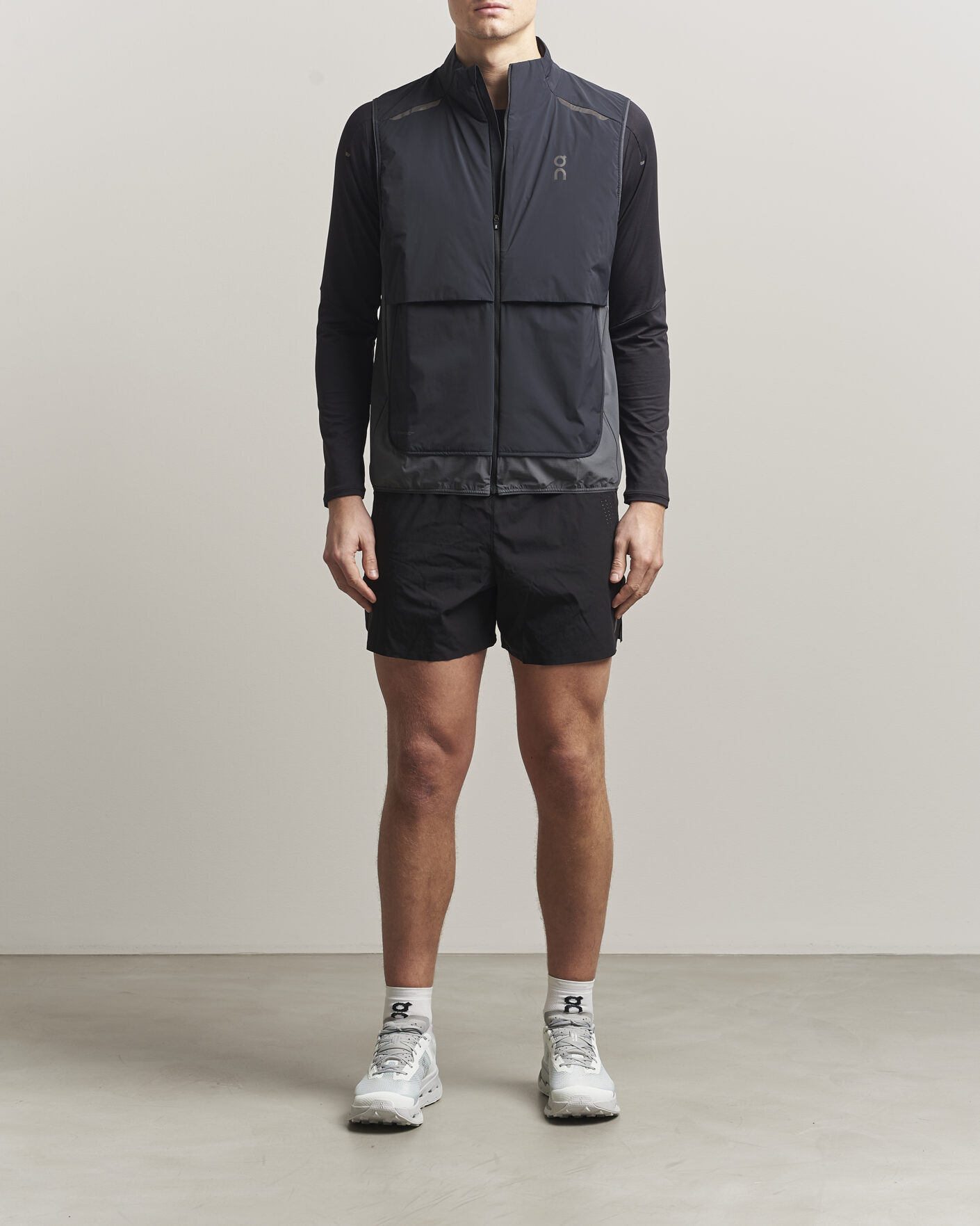 Herr | Västar | On | Weather Vest Black/Eclipse