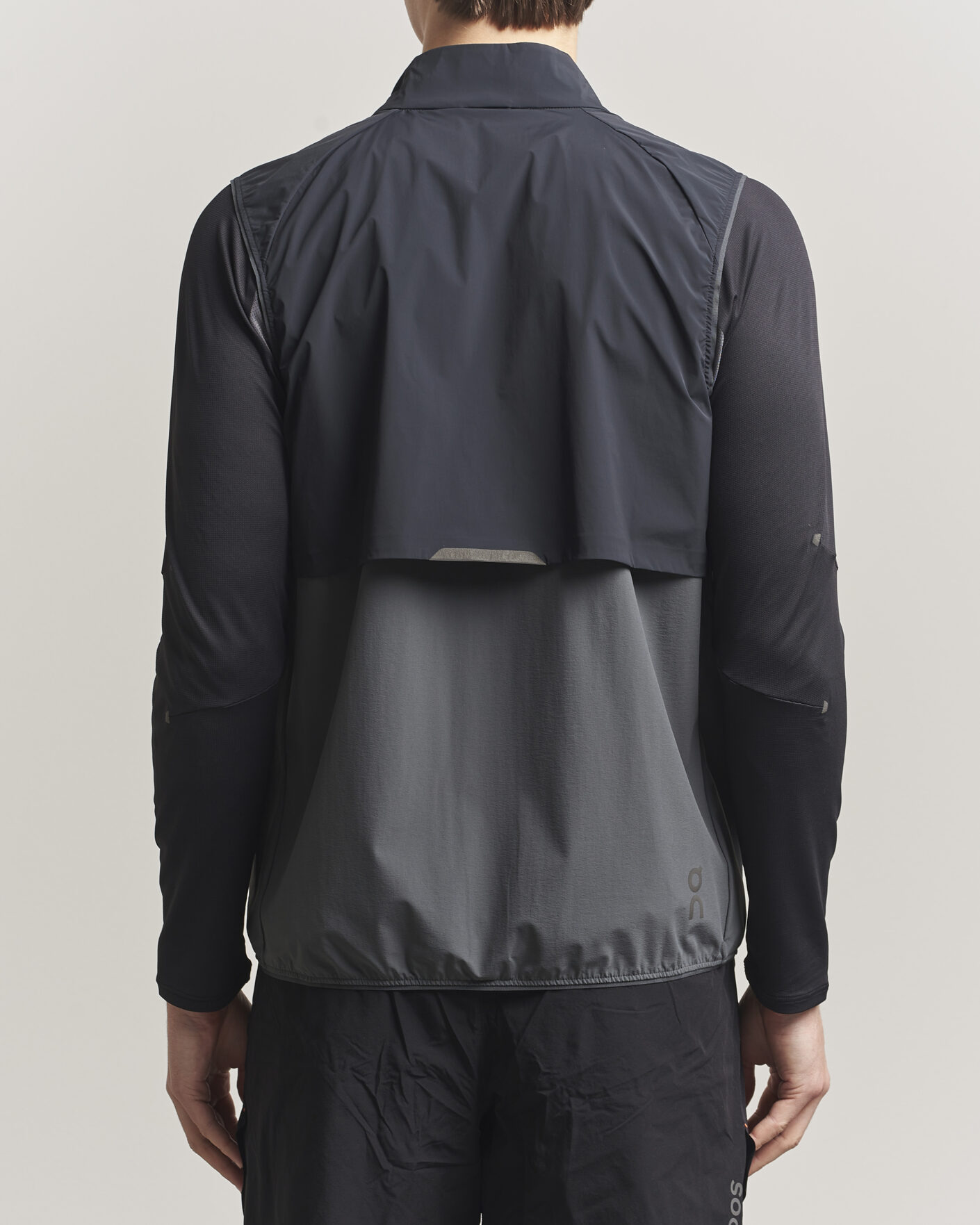 Herr | Västar | On | Weather Vest Black/Eclipse