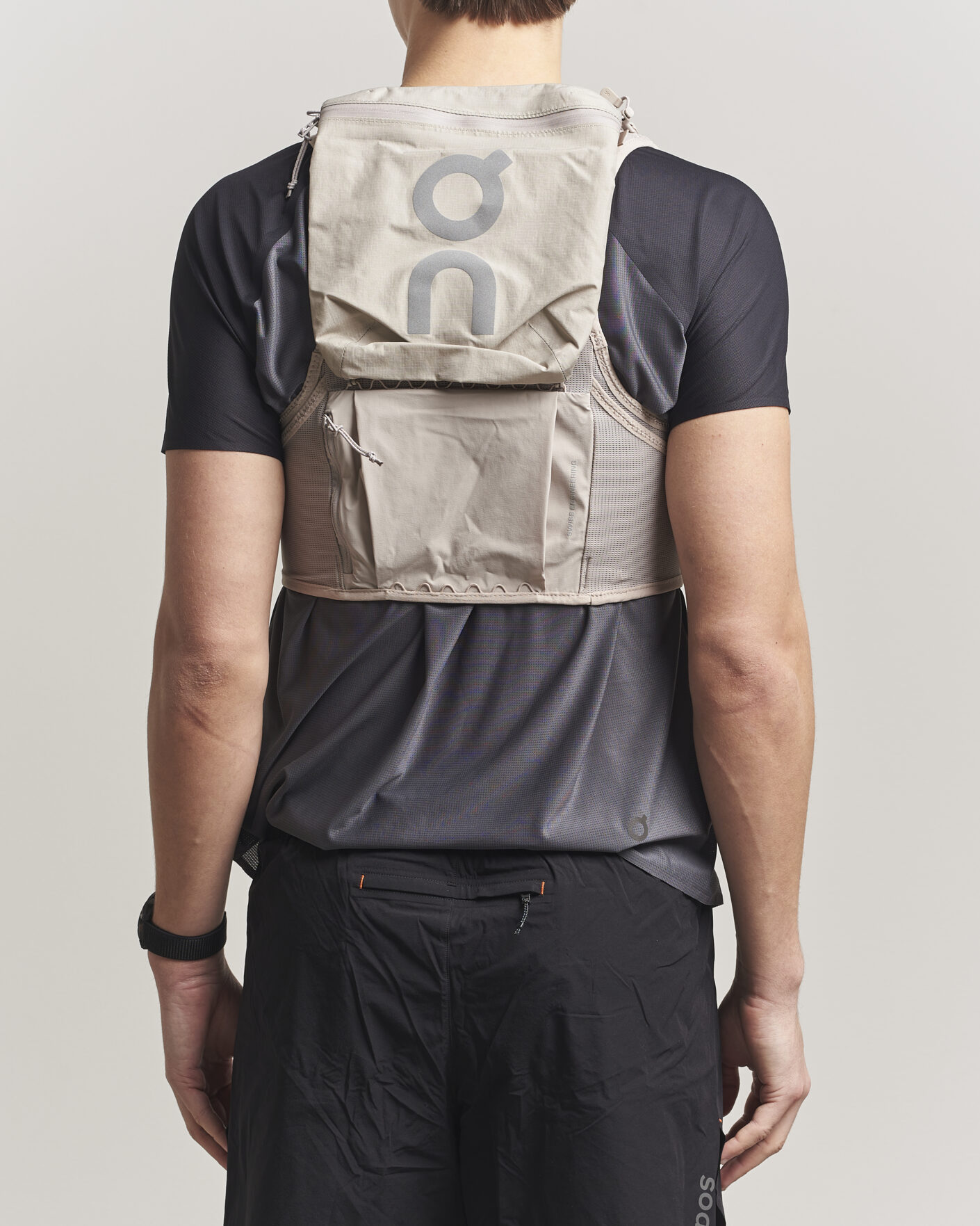 Herr | Active Accessoarer | On | Ultra Vest Pro 10L Fog