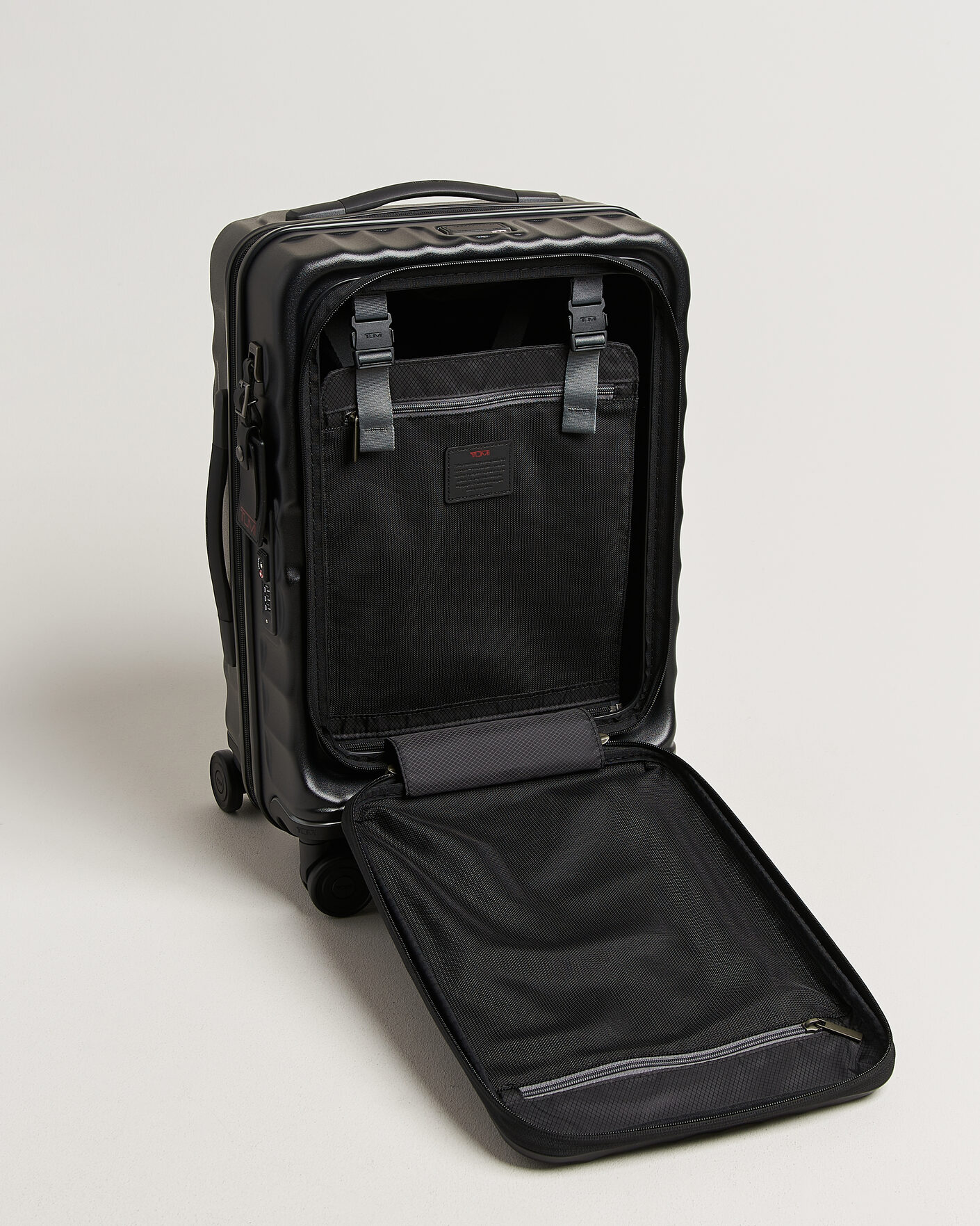Herr | Väskor | TUMI | 19 Degree Carry-on Front Access Trolley Black