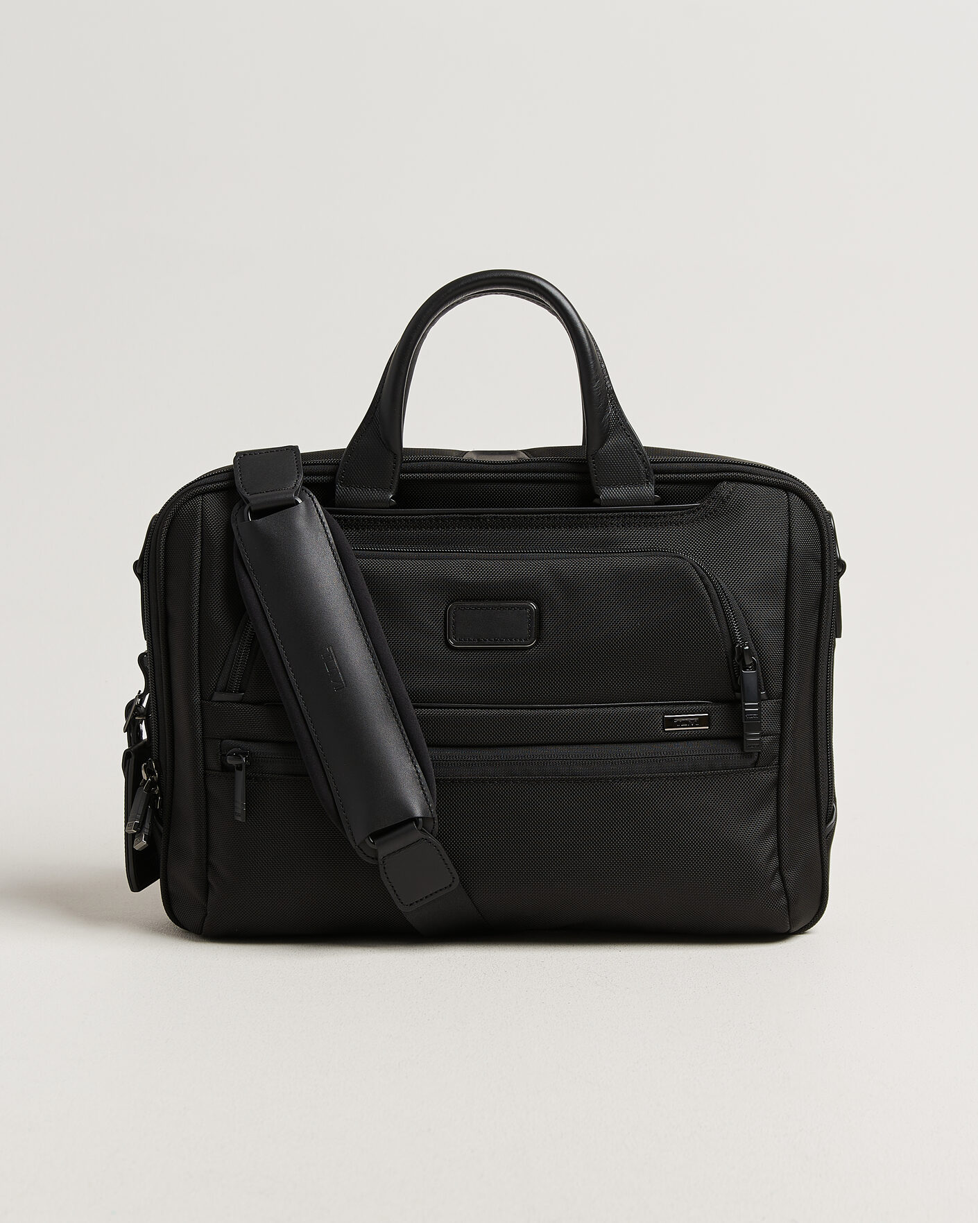 Herr | Väskor | TUMI | Alpha 4 Medium Briefcase Black
