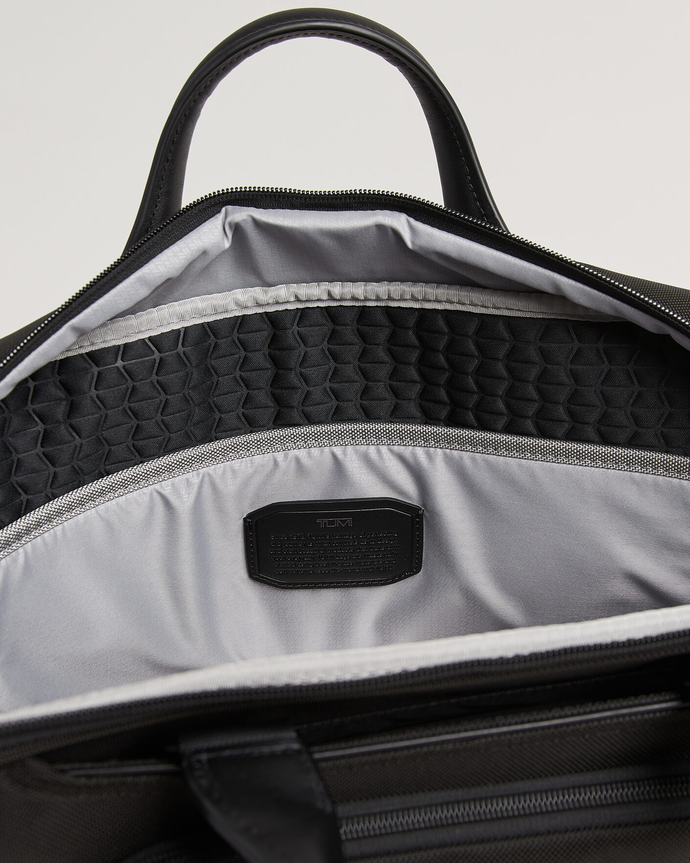Herr | Väskor | TUMI | Alpha 4 Medium Briefcase Black