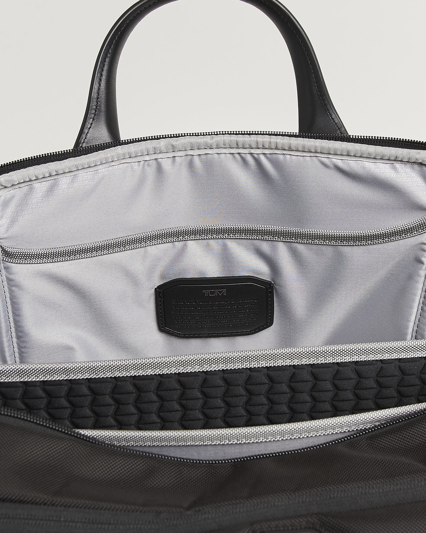 Herr | Väskor | TUMI | Alpha 4 Expandable Medium Briefcase Black