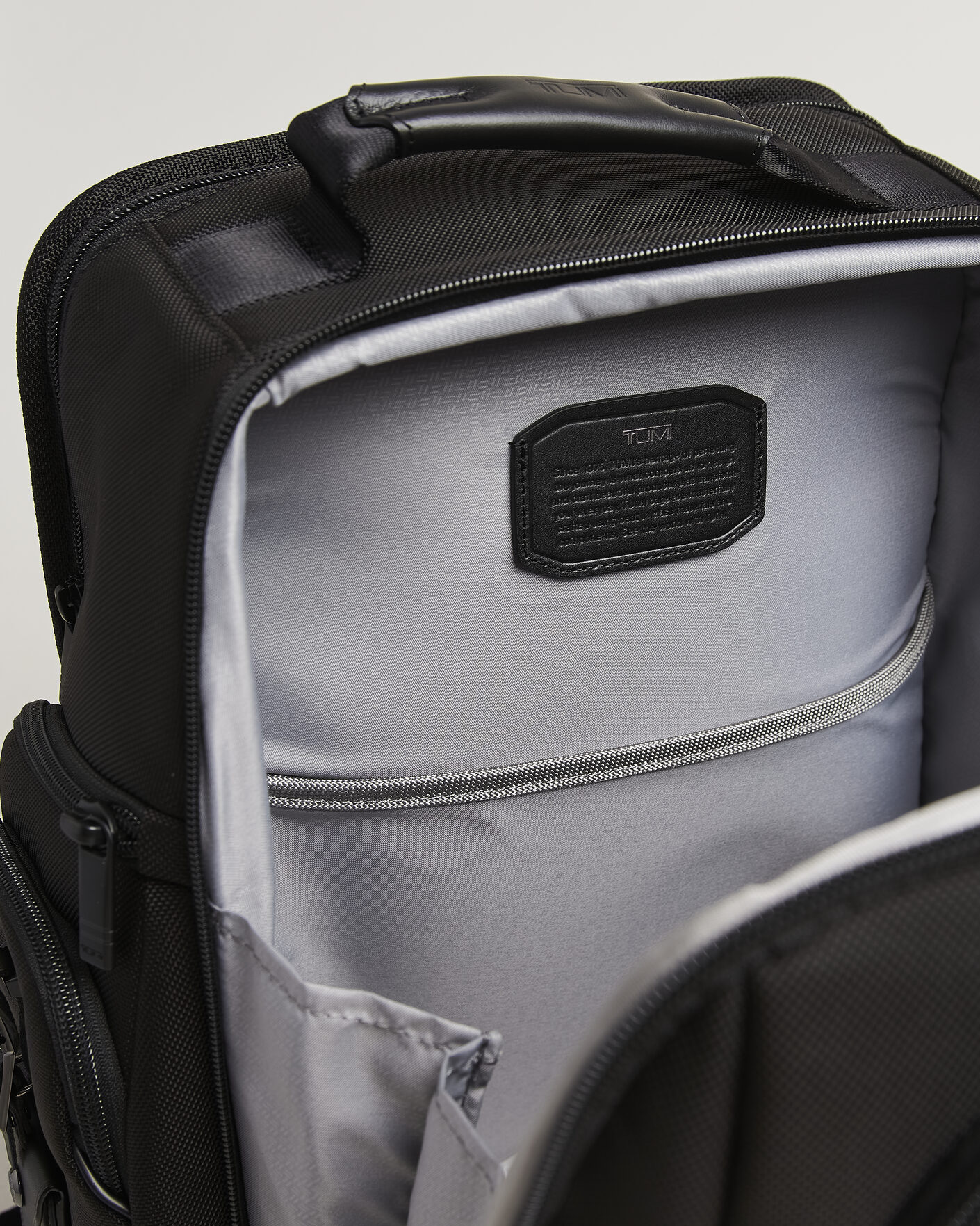 Herr | Väskor | TUMI | Alpha 4 Brief Backpack Black