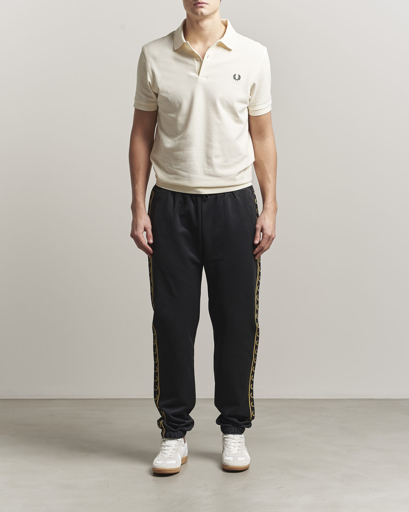 Herr | Byxor | Fred Perry | Taped Track Pants Black