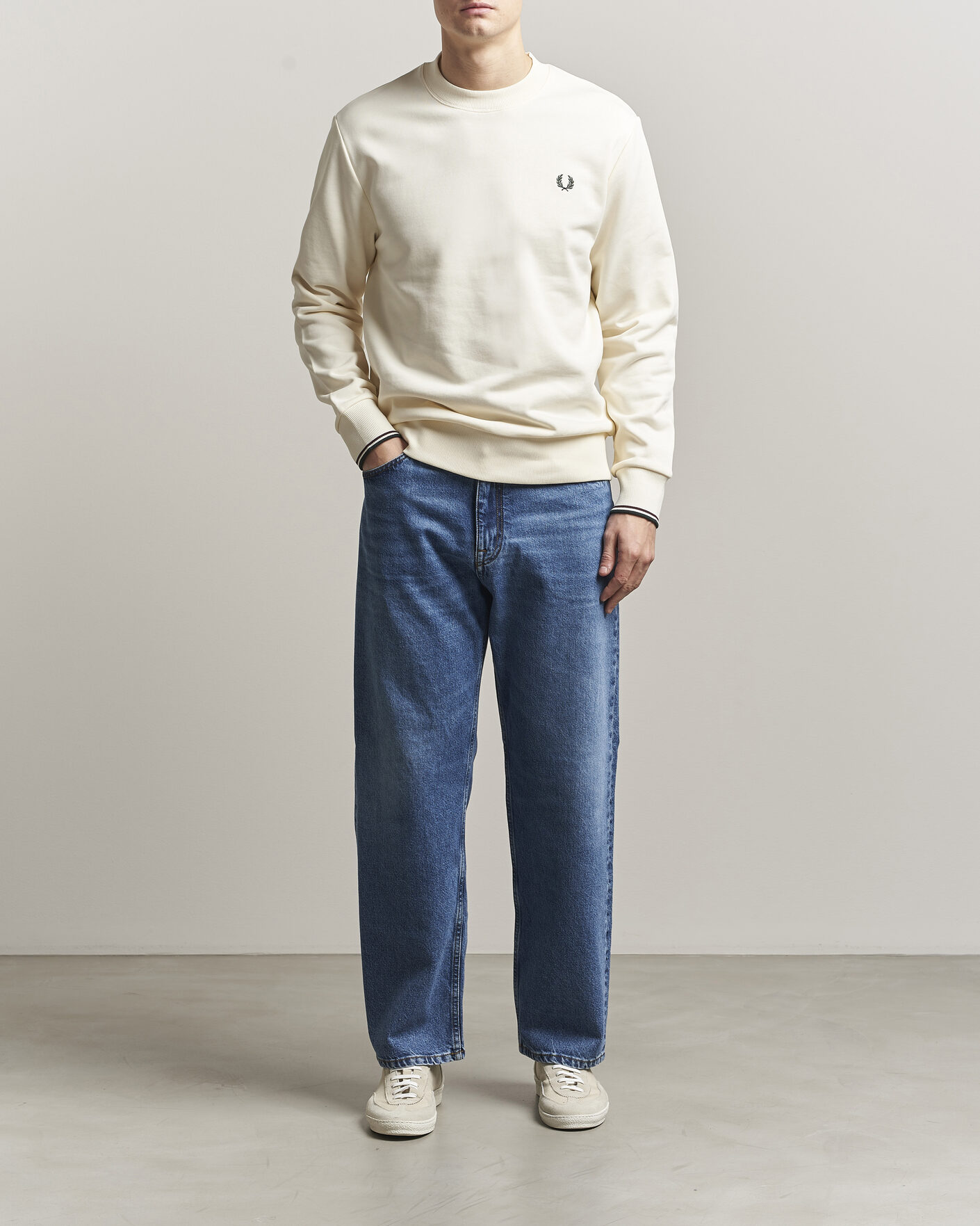Herr | Tröjor | Fred Perry | Crew Neck Sweatshirt Ecru