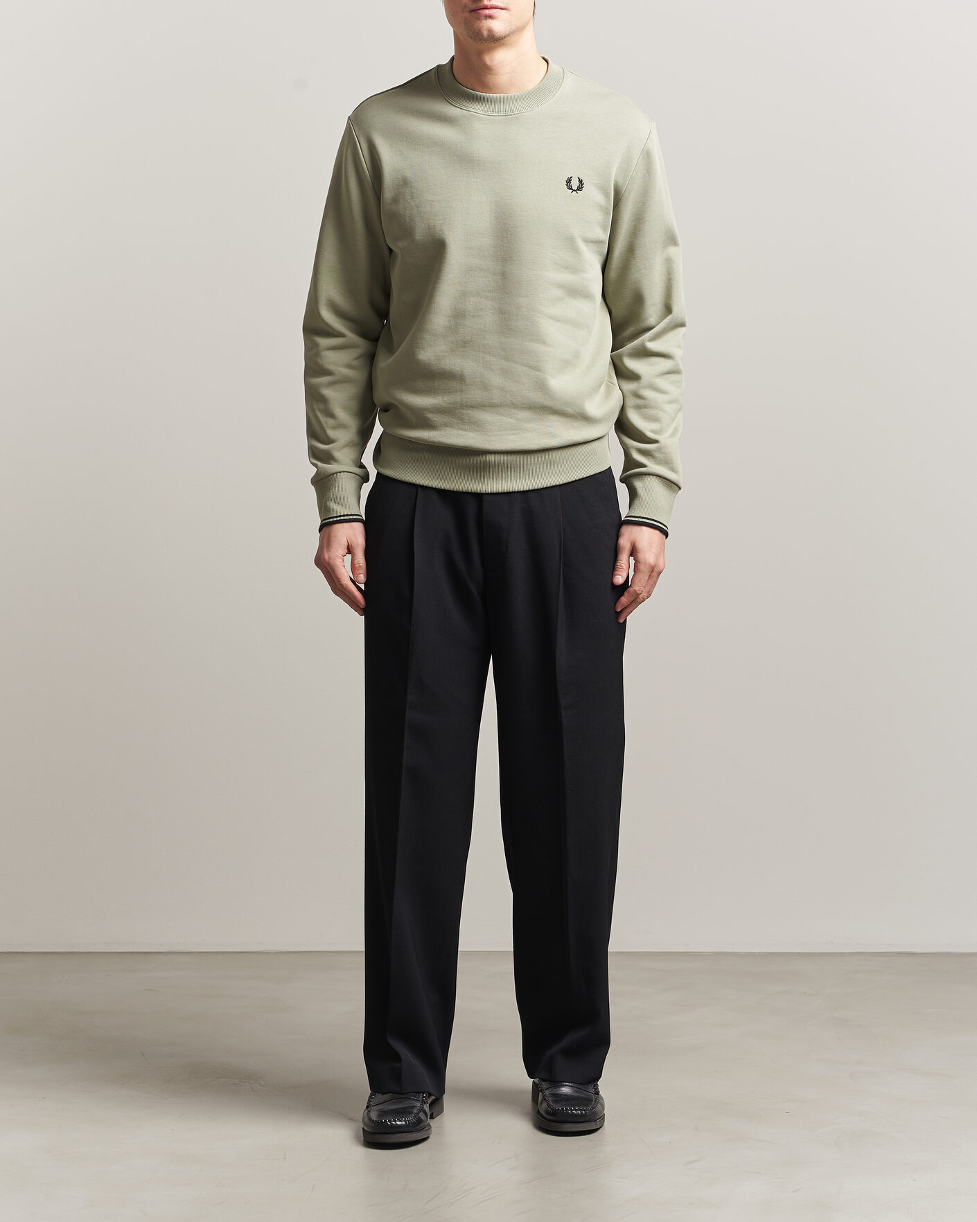 Herr | Tröjor | Fred Perry | Crew Neck Sweatshirt Seagrass Green