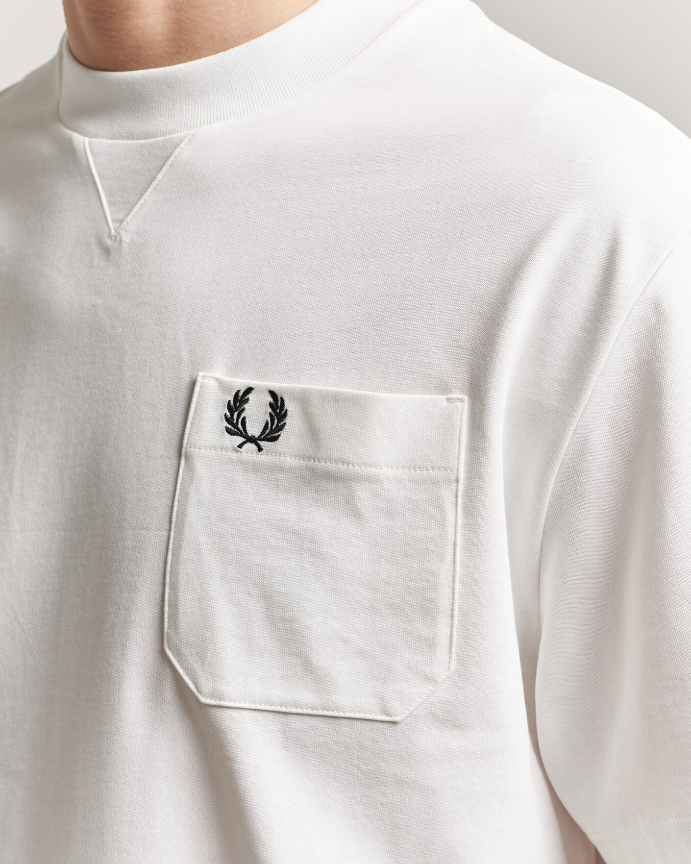 Herr | T-Shirts | Fred Perry | Heavy Pocket T-Shirt Snow White