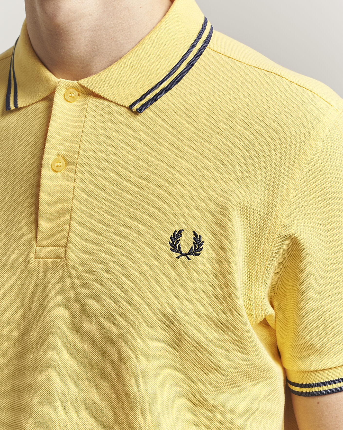 Herr | Pikéer | Fred Perry | Twin Tipped Polo Shirt Lemon Yellow