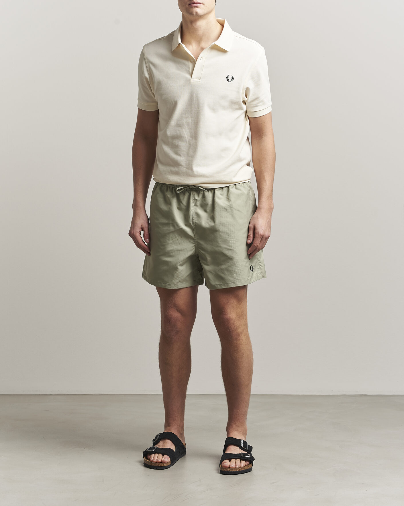 Herr | Badbyxor | Fred Perry | Classic Swimshorts Seagrass Green