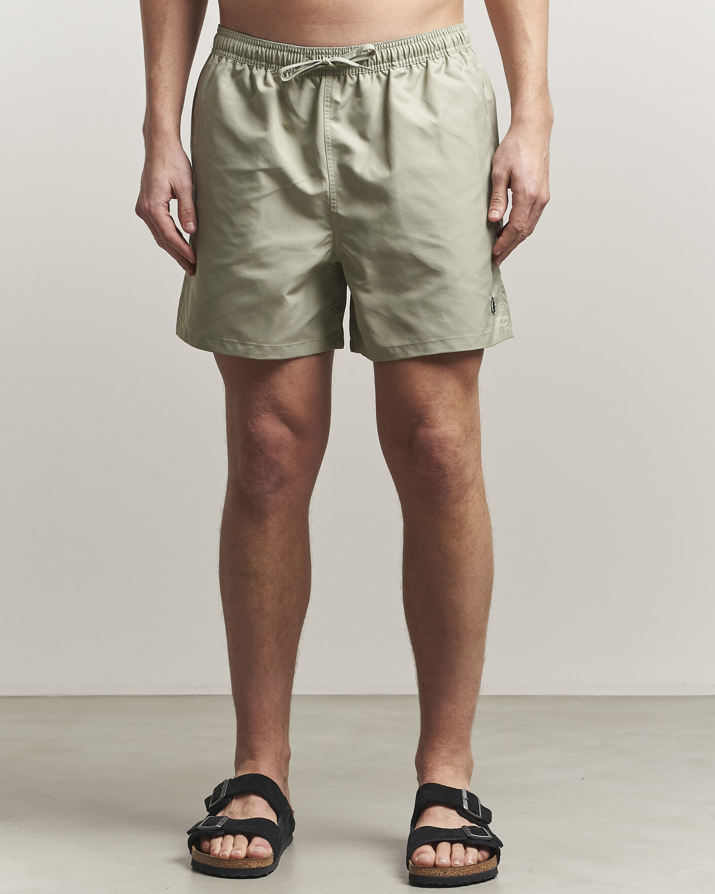 Herr | Badbyxor | Fred Perry | Classic Swimshorts Seagrass Green