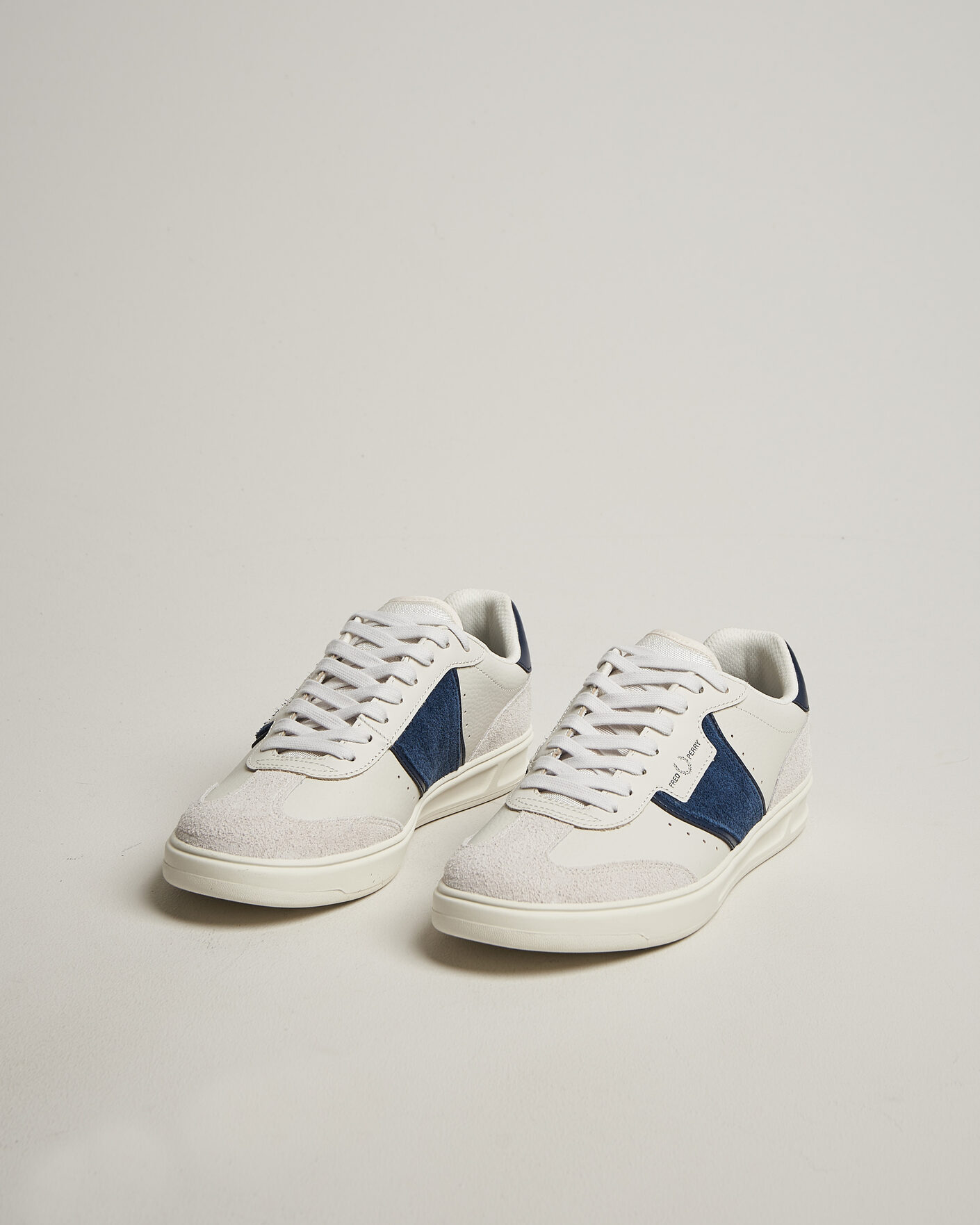 Herr | Sneakers | Fred Perry | B4 Leather/Suede Sneaker Porcelain/Navy