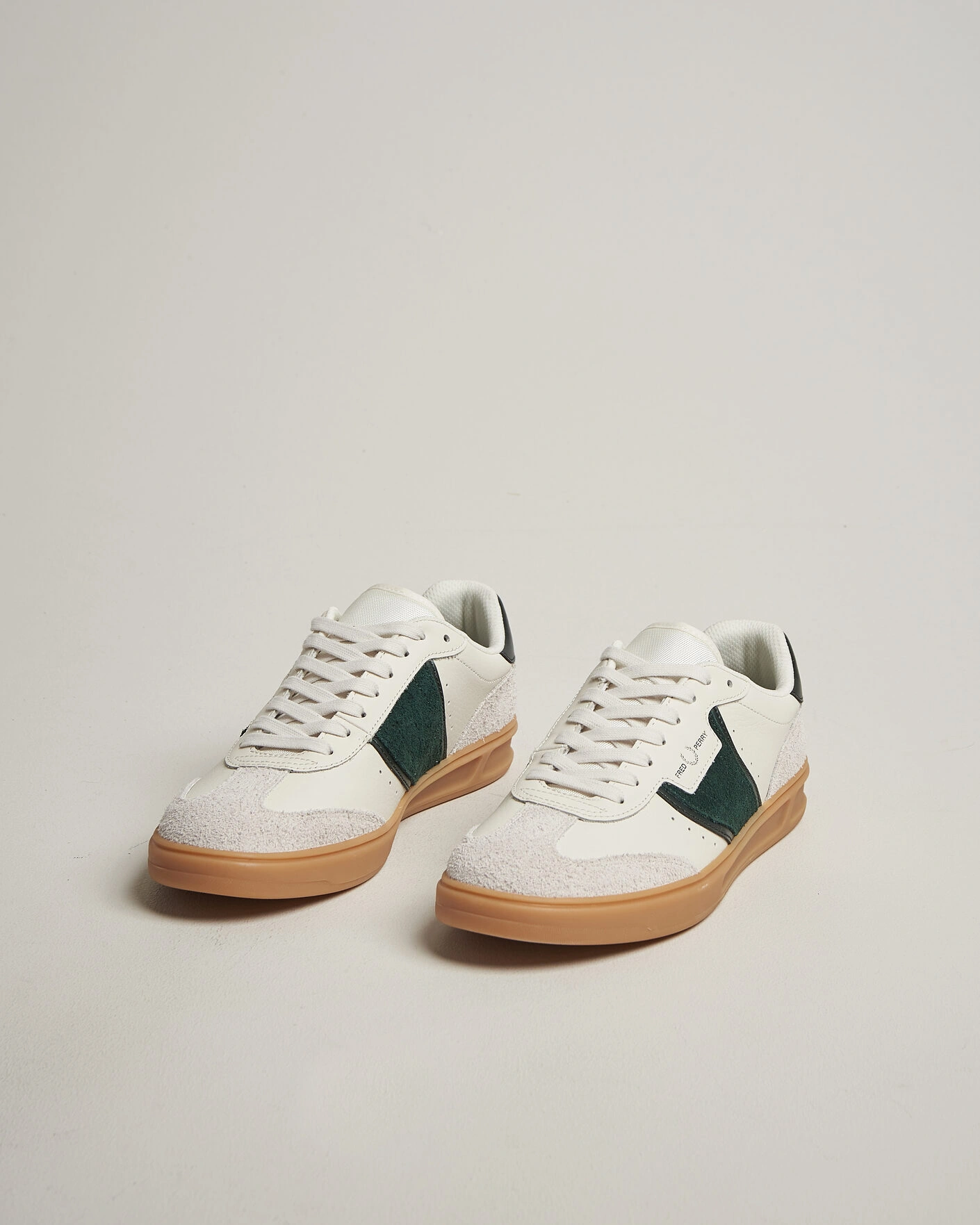 Herr | Sneakers | Fred Perry | B4 Leather/Suede Sneaker Light Ecru/Green