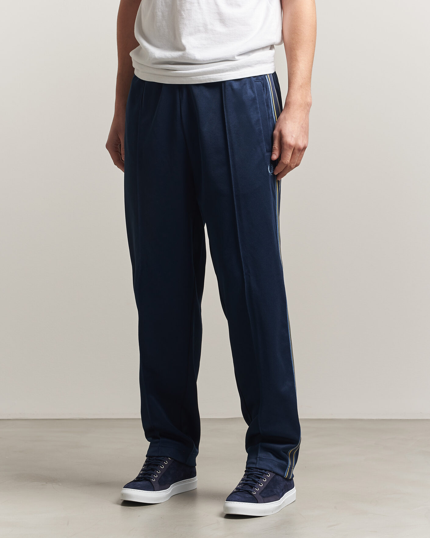 Herr | Byxor | Fred Perry | Tramline Taped Track Pants Tennis Blue