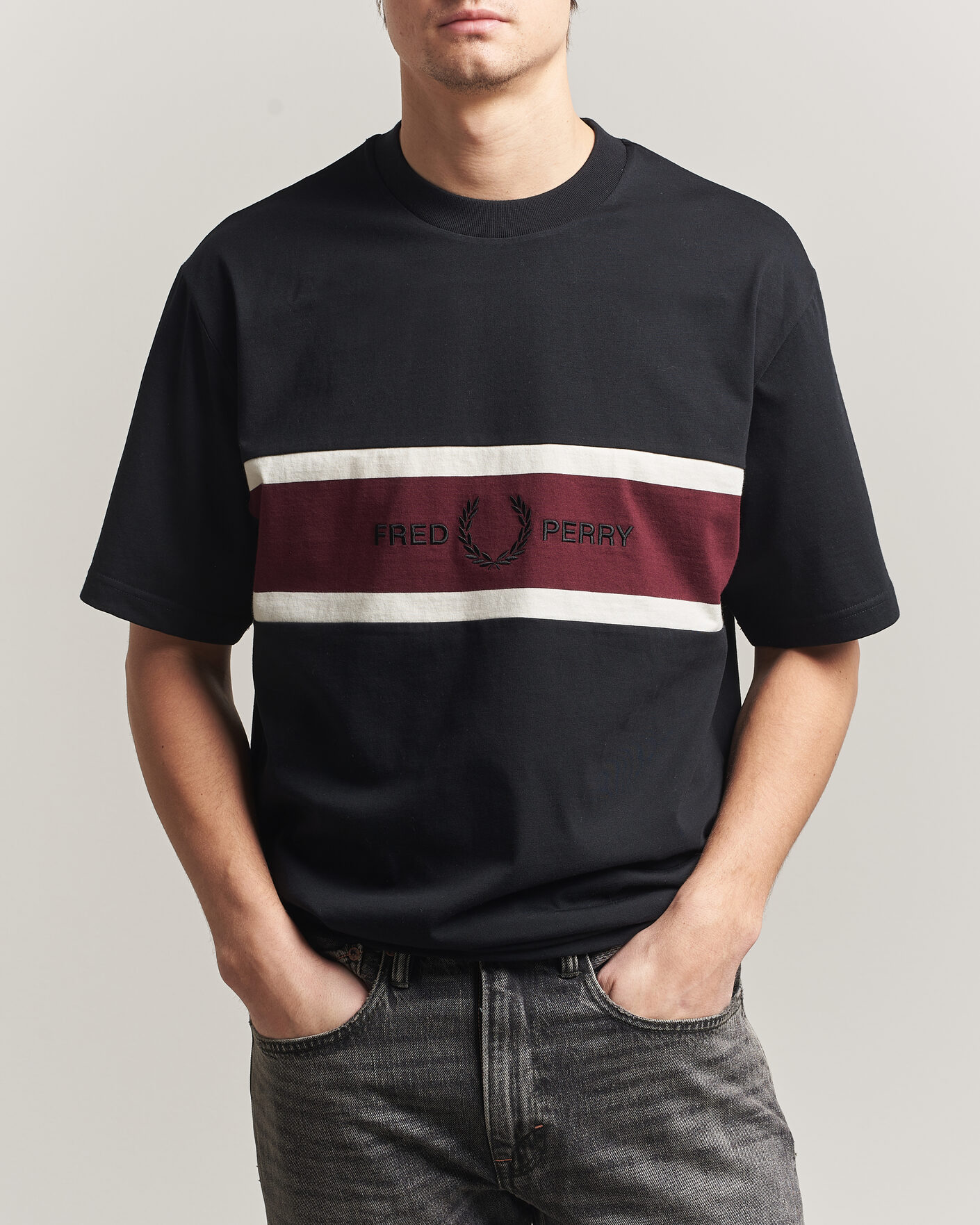 Herr | T-Shirts | Fred Perry | Embroidered Paneled T-Shirt Black