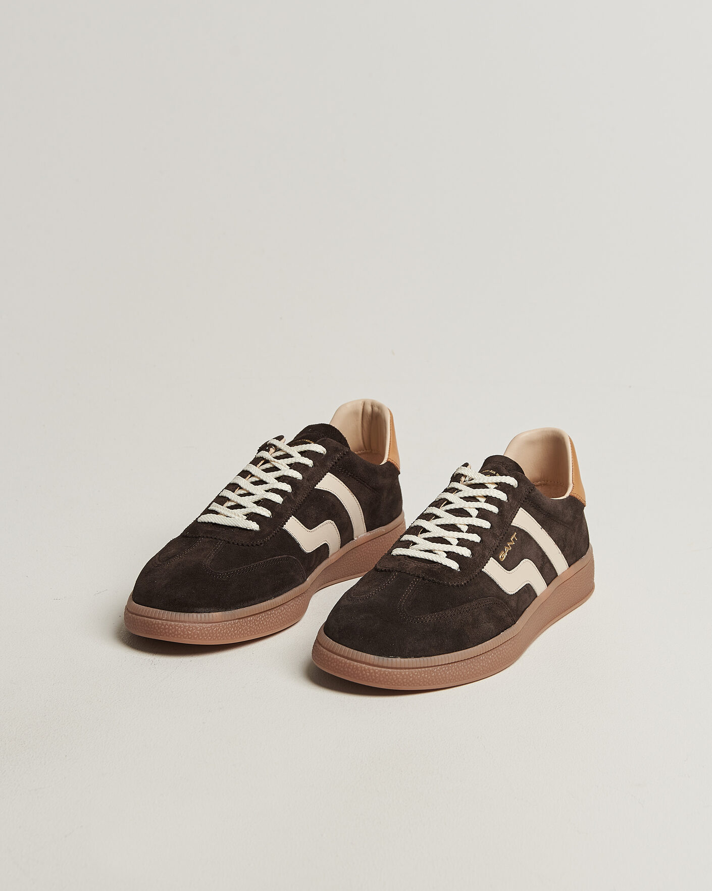 Herr | Sneakers | Gant | Cuzmo Suede Sneaker Dark Brown/White