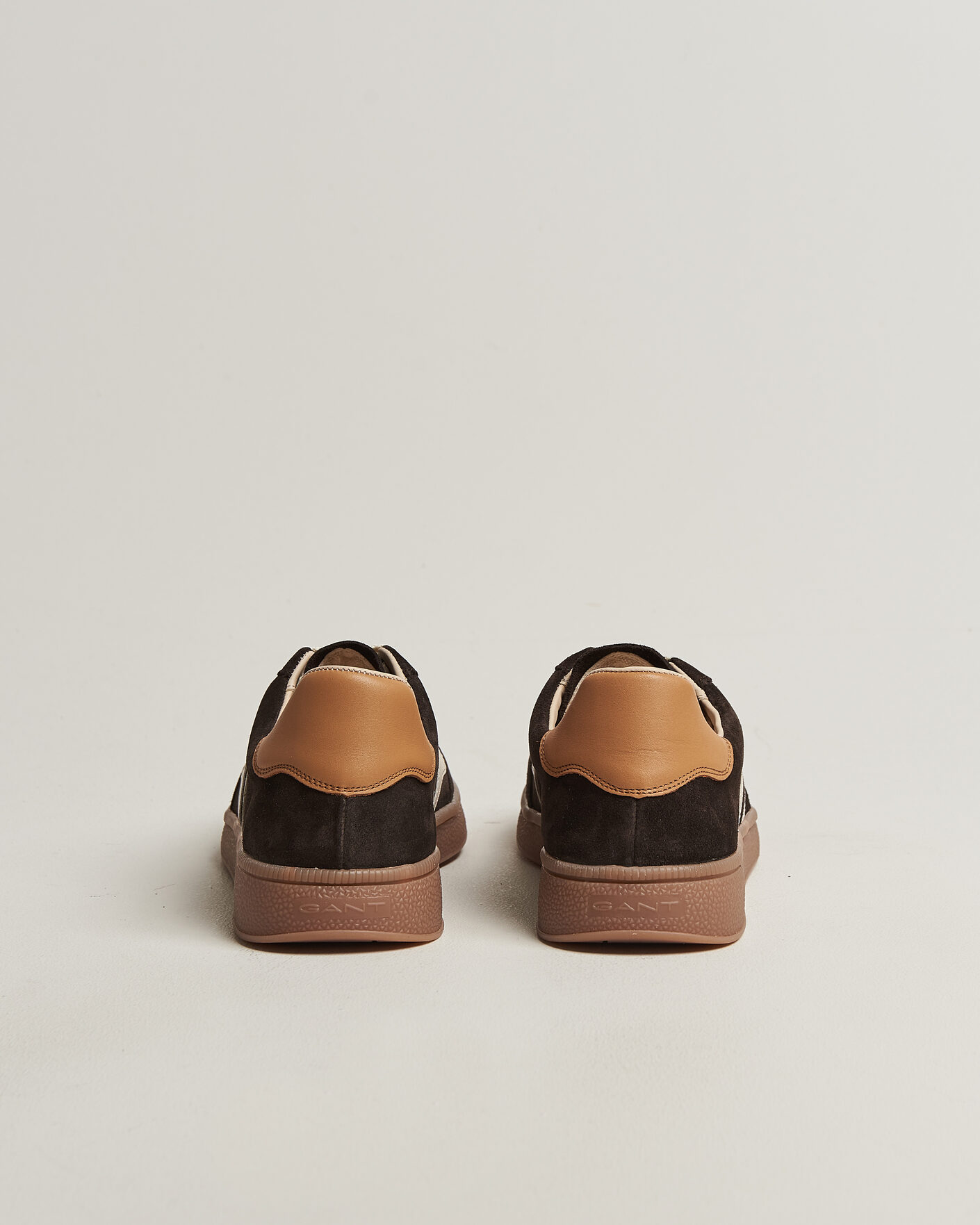 Herr | Sneakers | Gant | Cuzmo Suede Sneaker Dark Brown/White