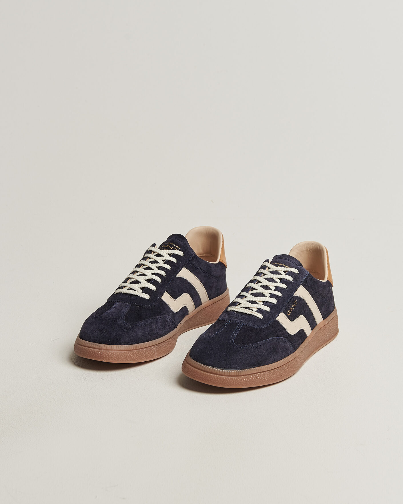Herr | Sneakers | GANT | Cuzmo Suede Sneaker Marine/White