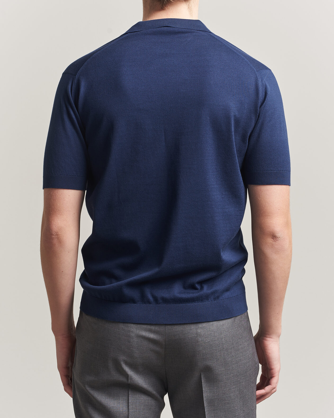 Herr | Pikéer | John Smedley | Noah Open Collar Sea Island Polo French Navy