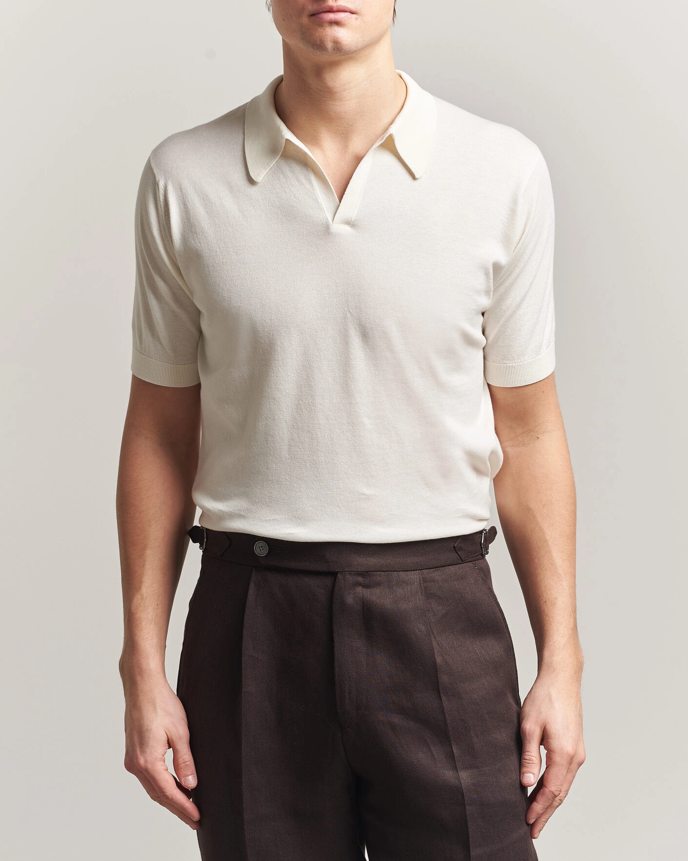 Herr | Pikéer | John Smedley | Noah Open Collar Sea Island Polo Starch