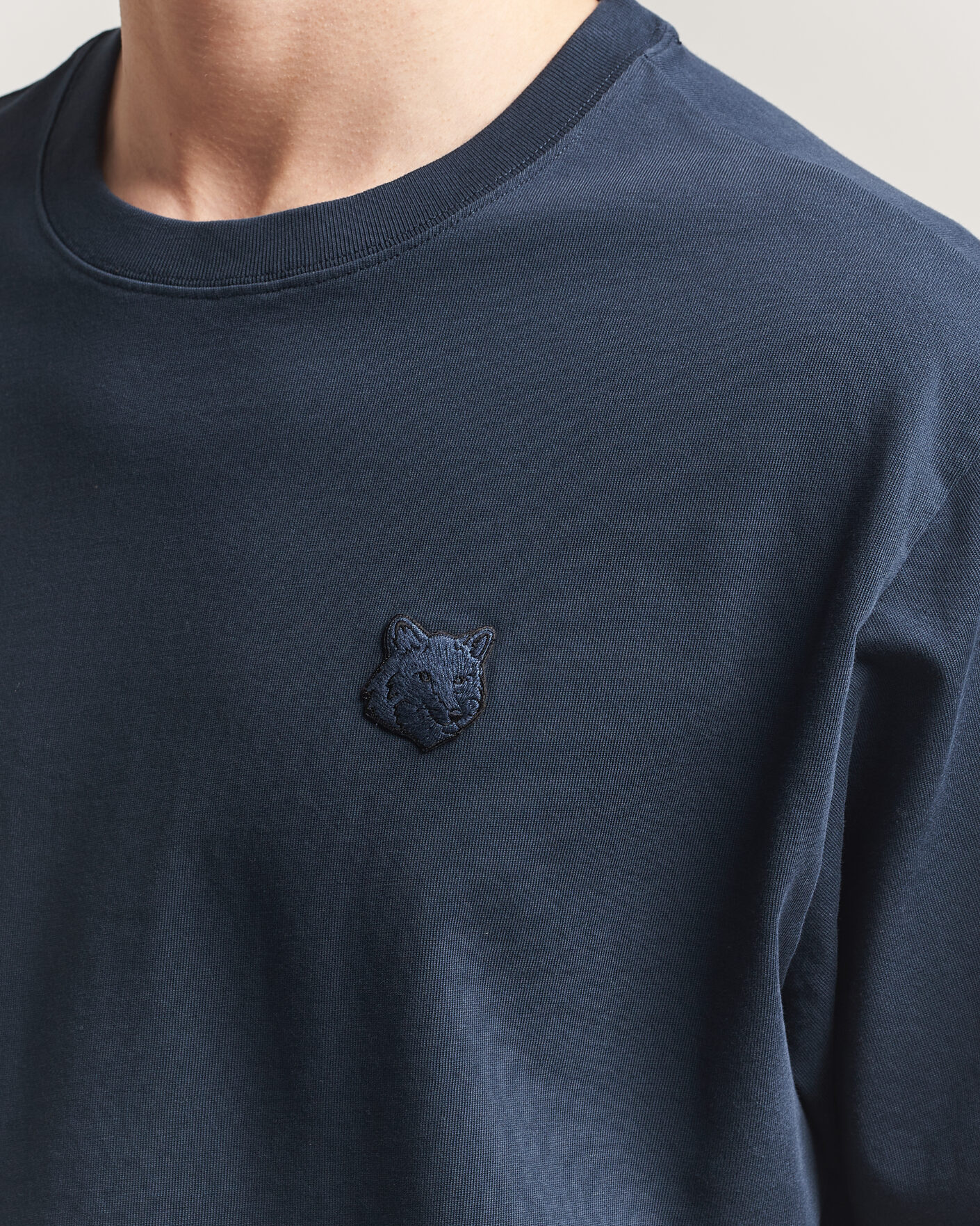 Herr | T-Shirts | Maison Kitsuné | Tonal Fox Head T-Shirt Navy