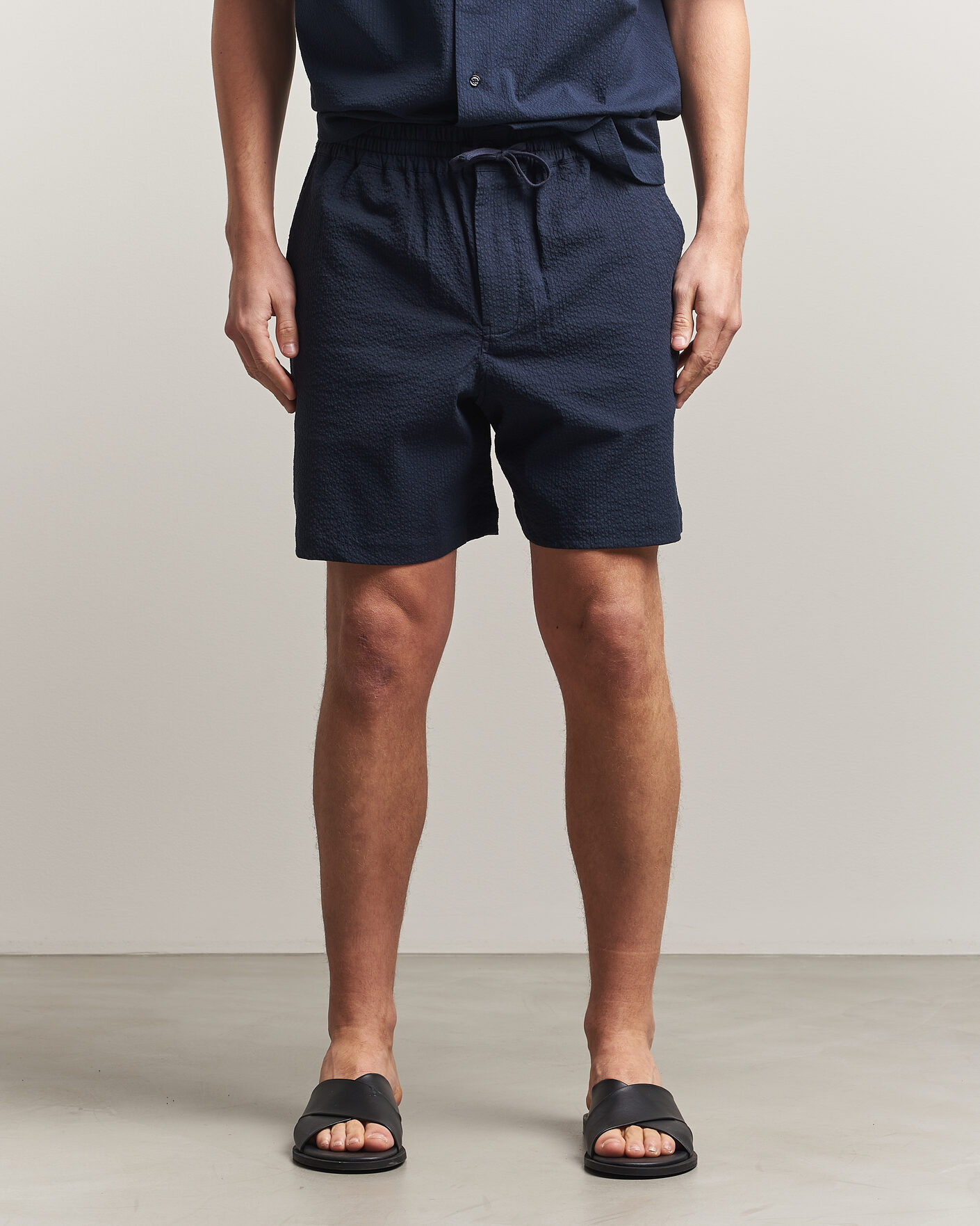 Herr | Shorts | Maison Kitsuné | Seersucker Drawstring Shorts Navy
