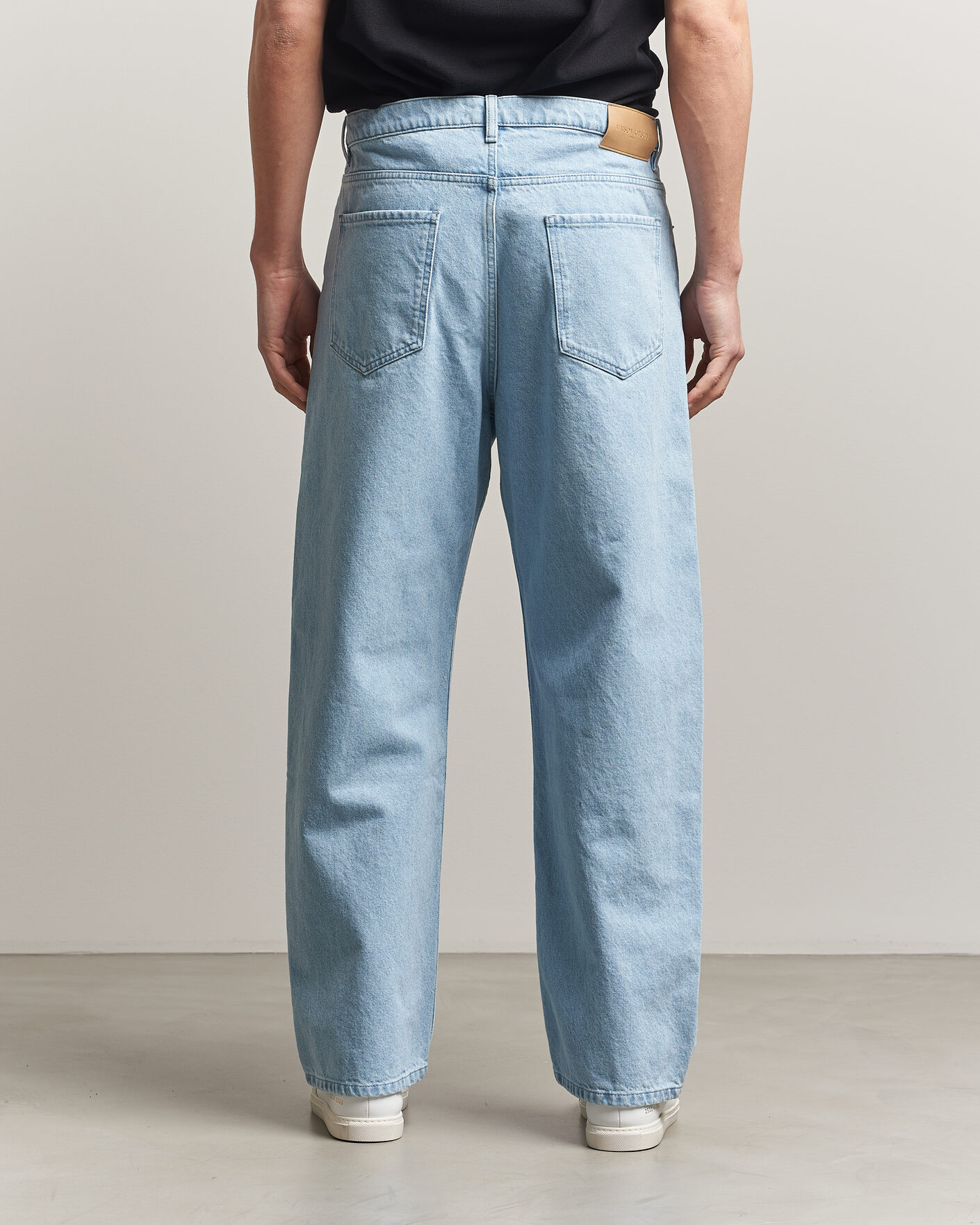 Herr | Byxor | Maison Kitsuné | Wide Fit Jeans Light Washed Indigo
