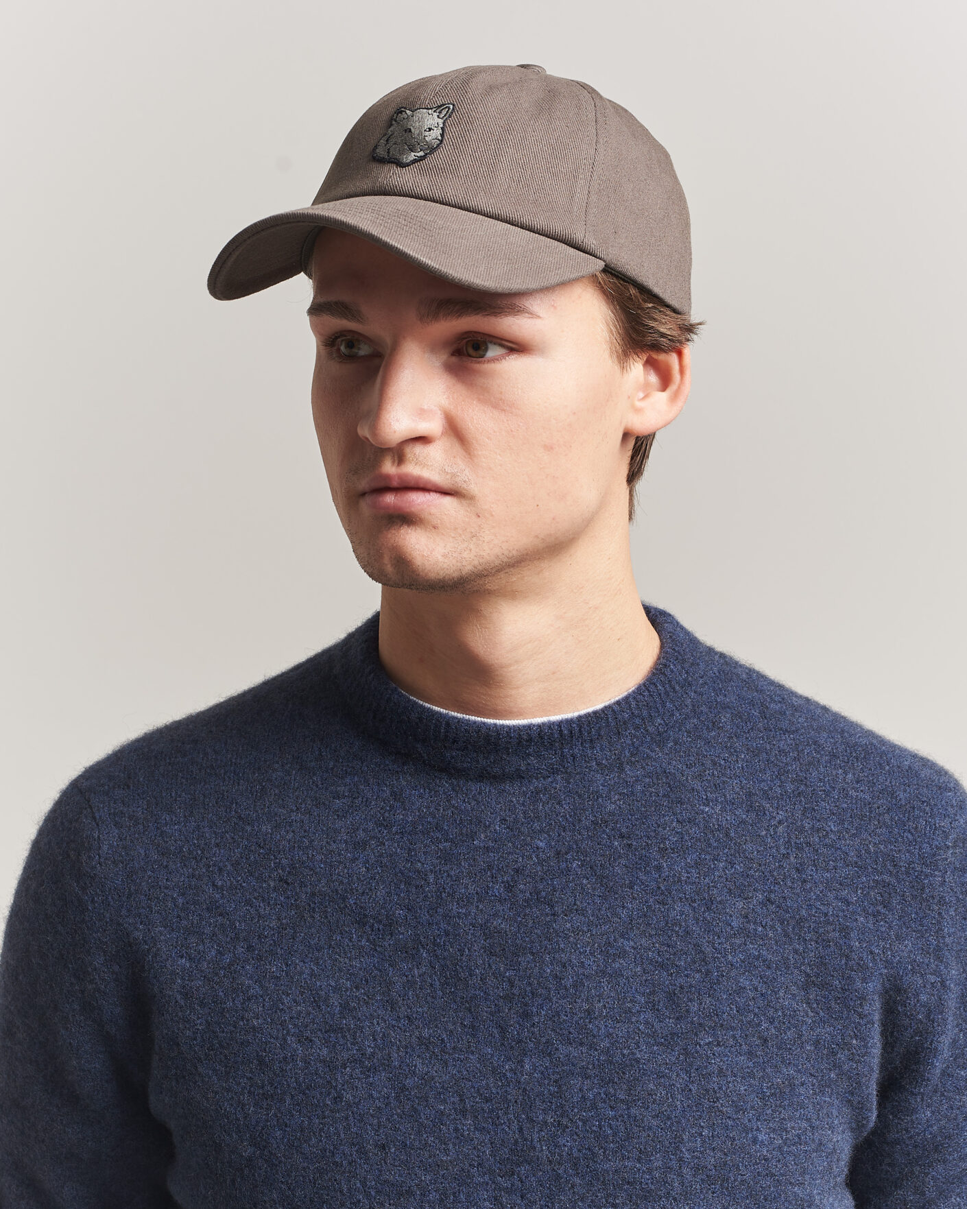 Herr | Hattar & kepsar | Maison Kitsuné | Tonal Fox Head Cap Beluga