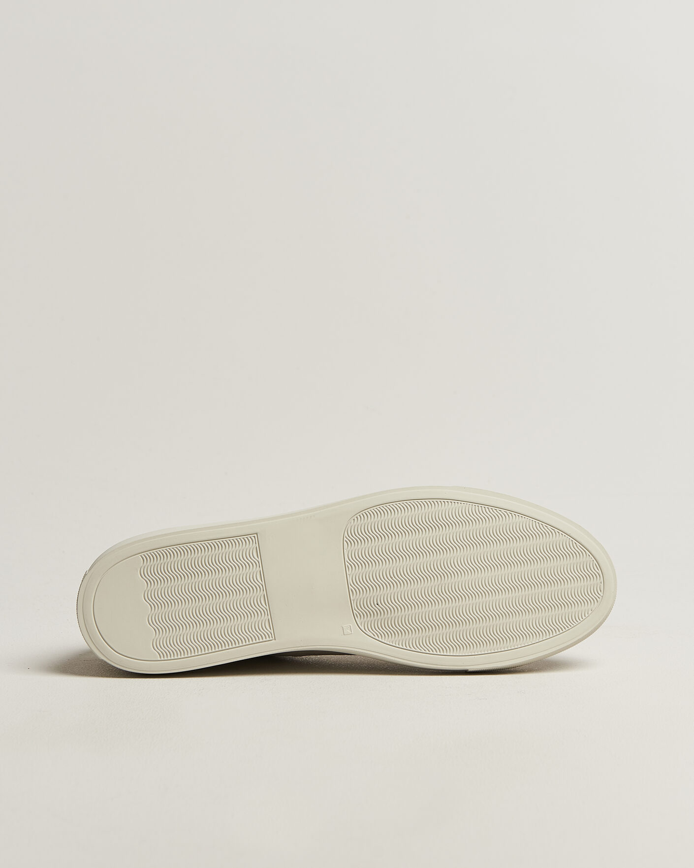 Herr | Sneakers | Common Projects | Original Achilles Suede Sneaker Light Grey