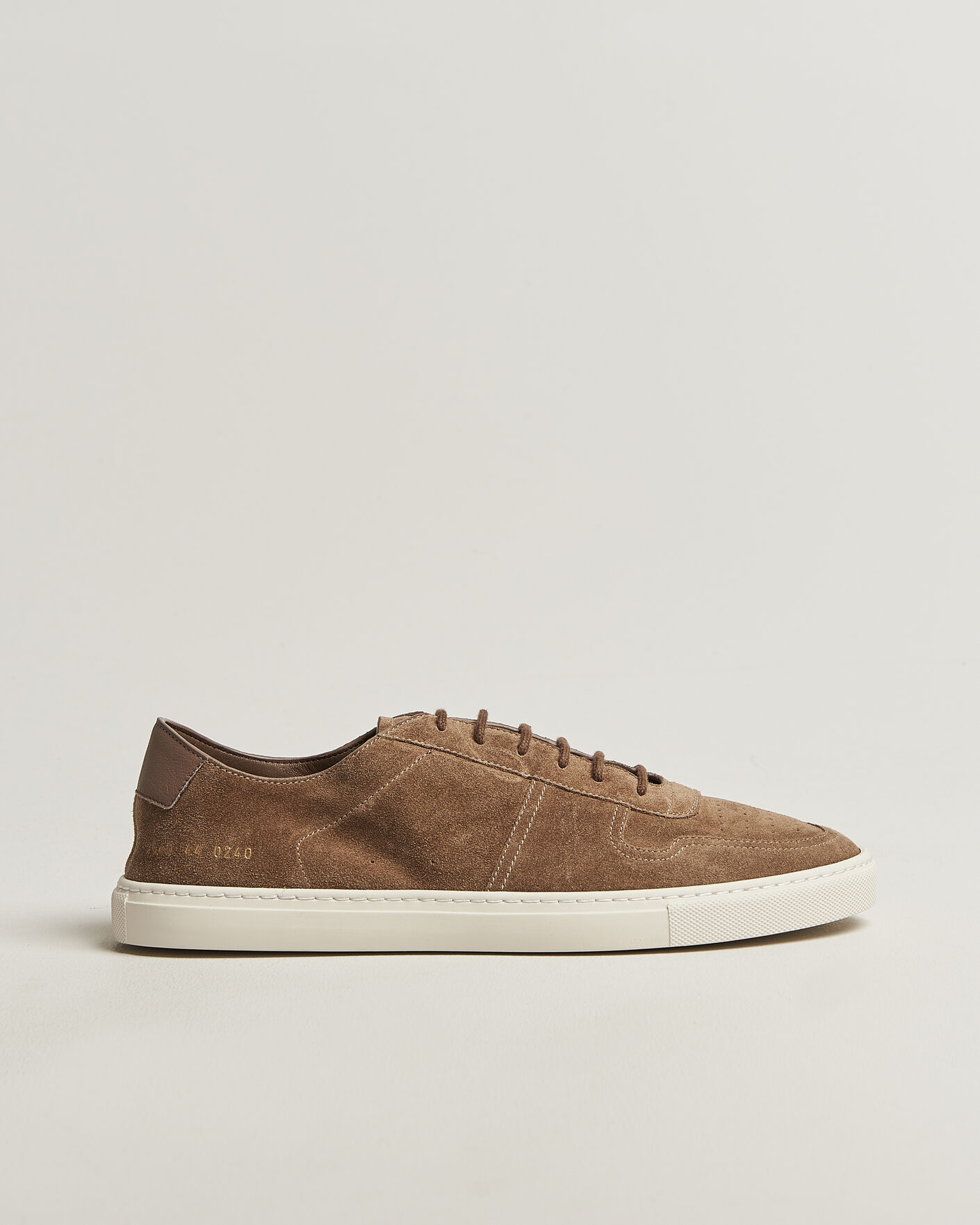Herr | Sneakers | Common Projects | BBall Slim Deconstructed Suede Sneaker Taupe