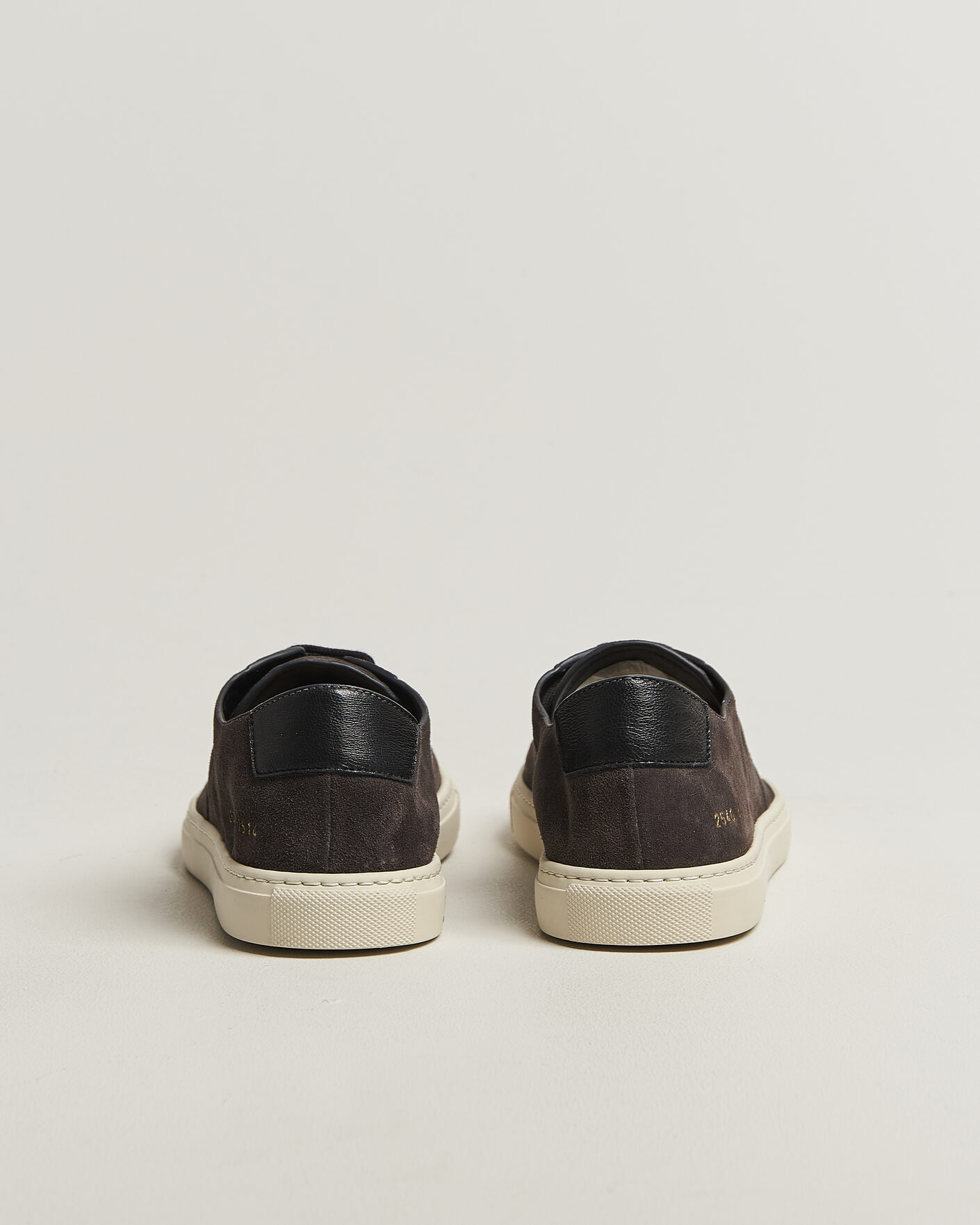 Herr | Sneakers | Common Projects | BBall Slim Deconstructed Suede Sneaker Off Black