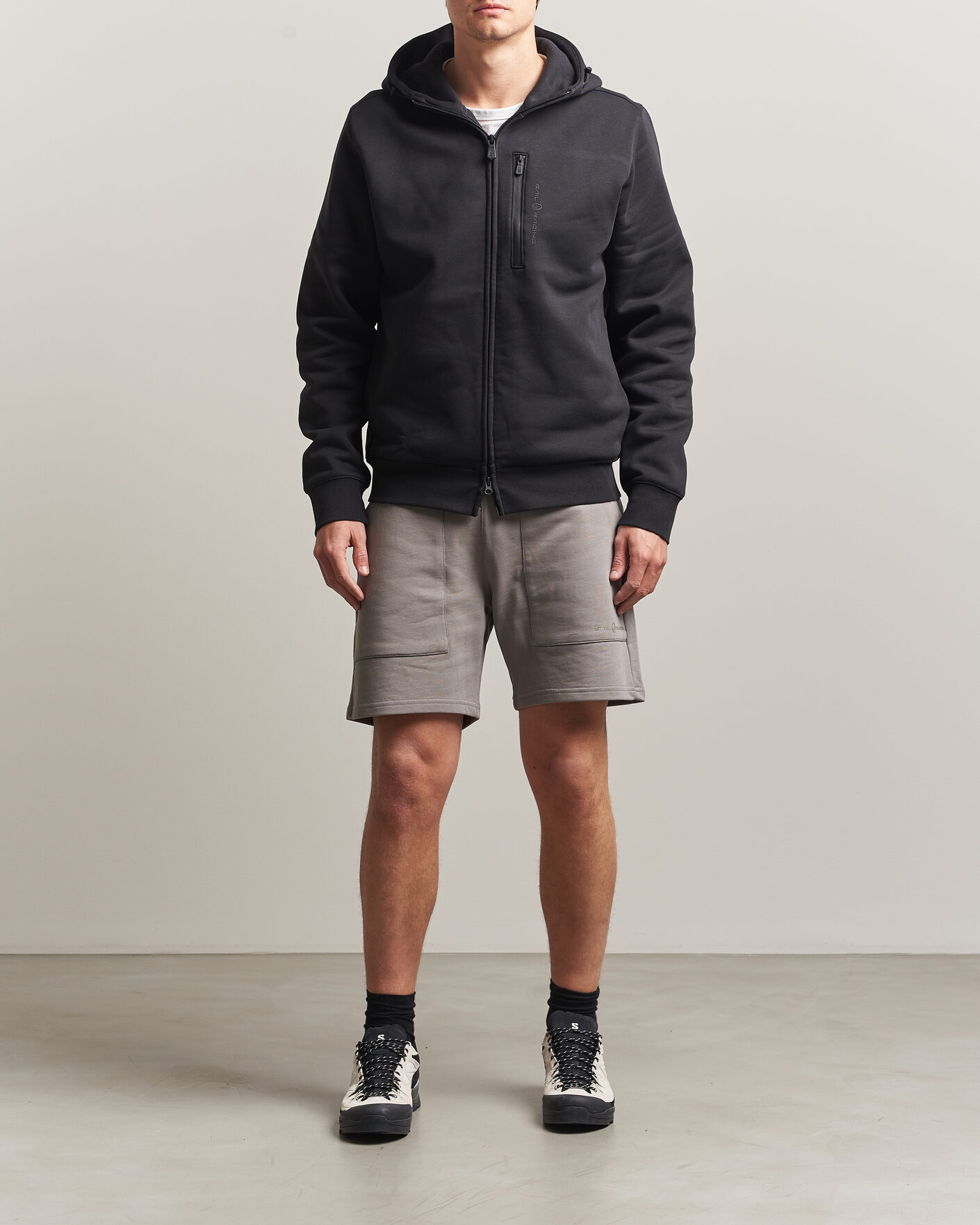 Herr | Shorts | Sail Racing | Bowman Monochrome Sweatshorts Oyster