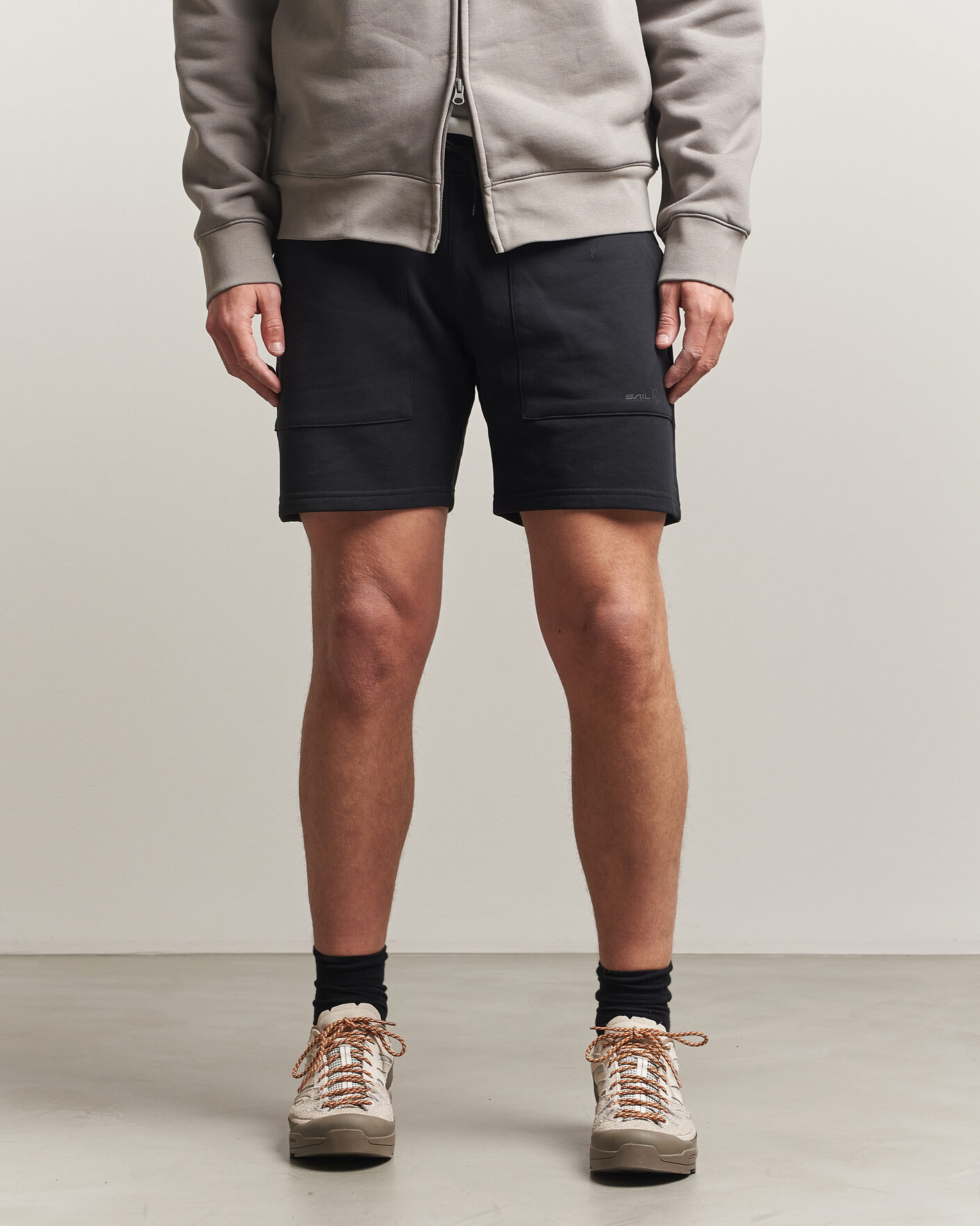 Herr | Shorts | Sail Racing | Bowman Monochrome Sweatshorts Carbon