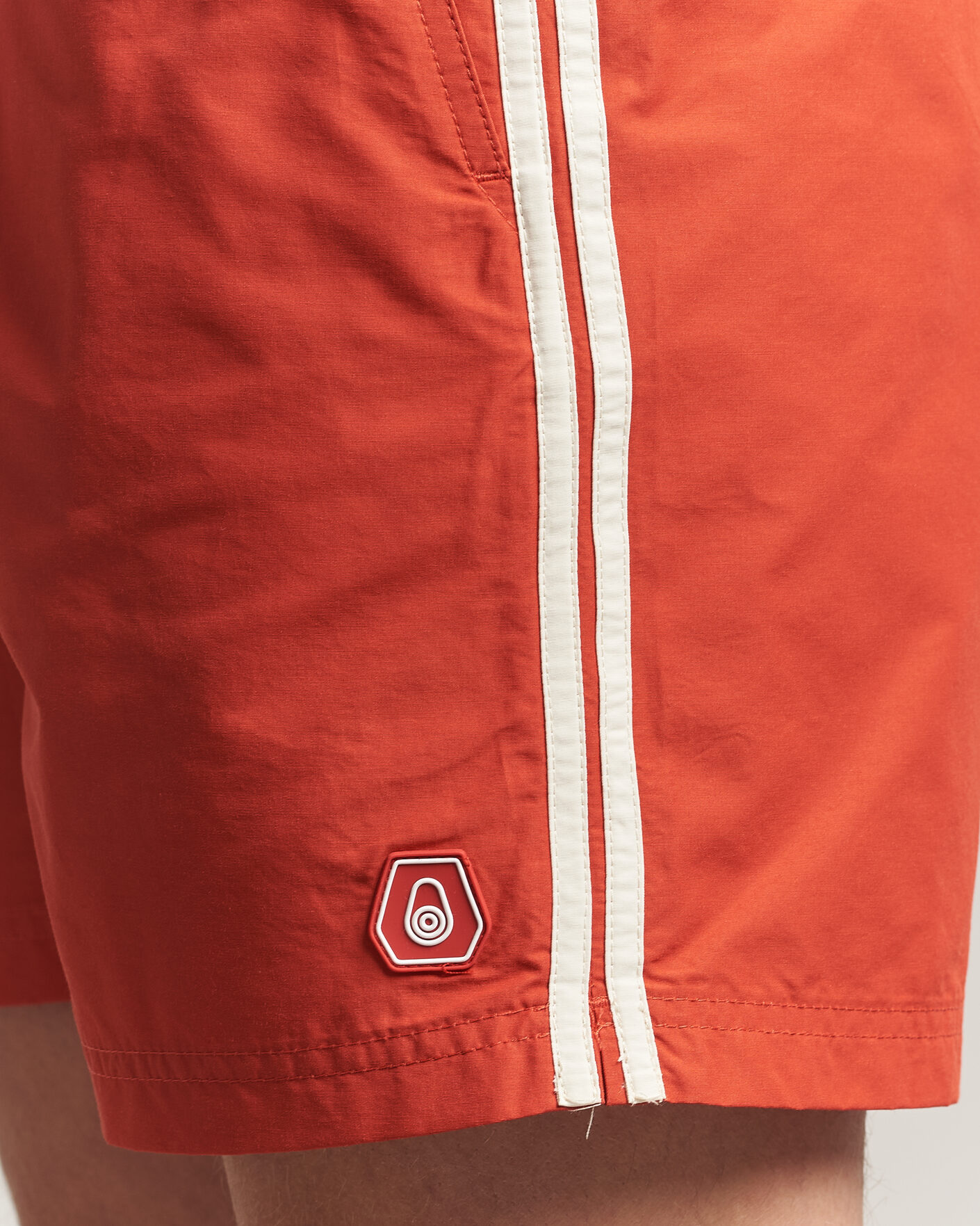 Herr | Badbyxor | Sail Racing | Fleet Swimshorts Aurora Red