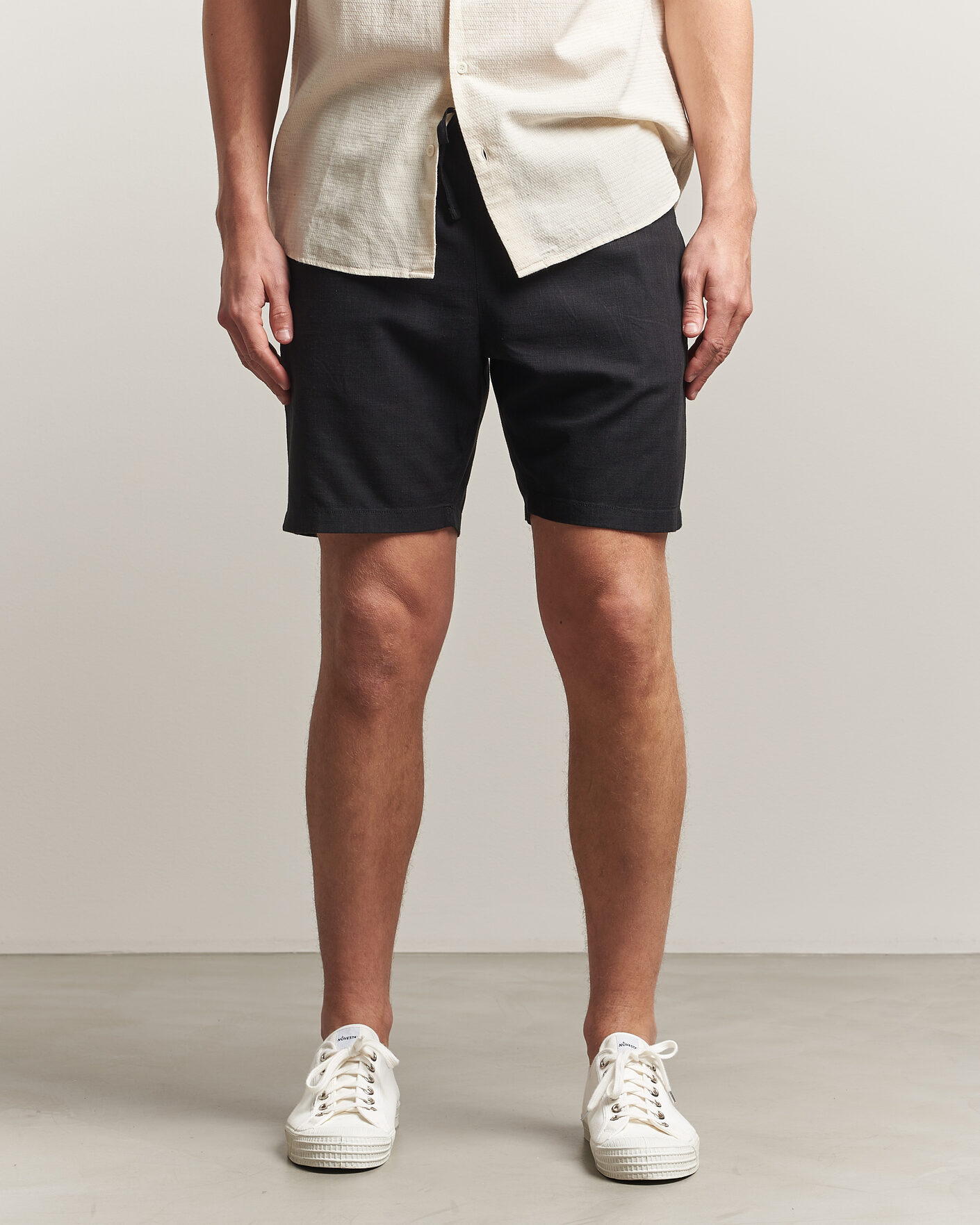 Herr | Shorts | KnowledgeCotton Apparel | Loose Linen/Viscose Shorts Black
