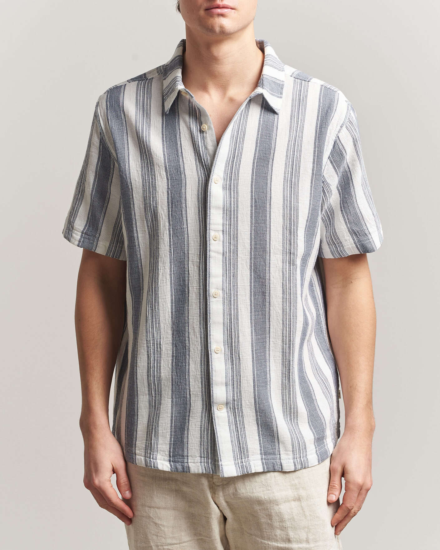 Herr | Skjortor | KnowledgeCotton Apparel | Box Short Sleeve Stripe Shirt Blue Stripe