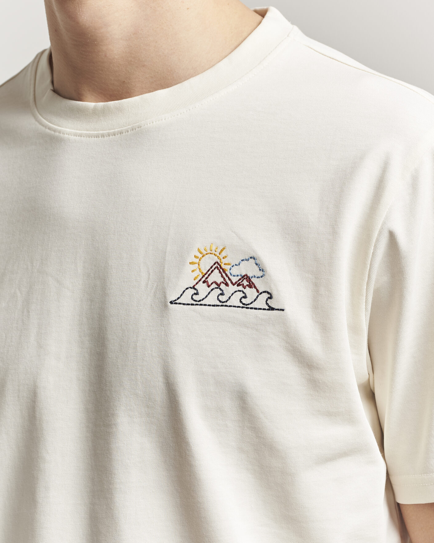 Herr | T-Shirts | KnowledgeCotton Apparel | Chest Print T-Shirt Egret