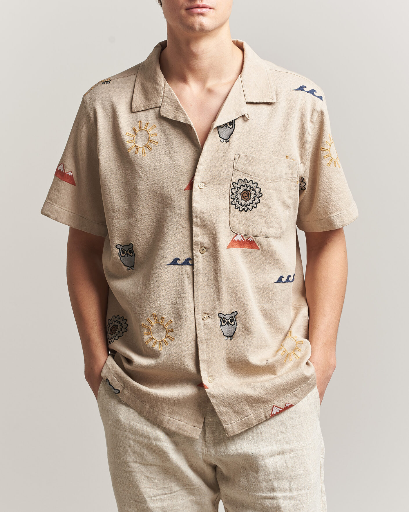 Herr | Skjortor | KnowledgeCotton Apparel | Relaxed Embroidery Shirt Light Feather Grey