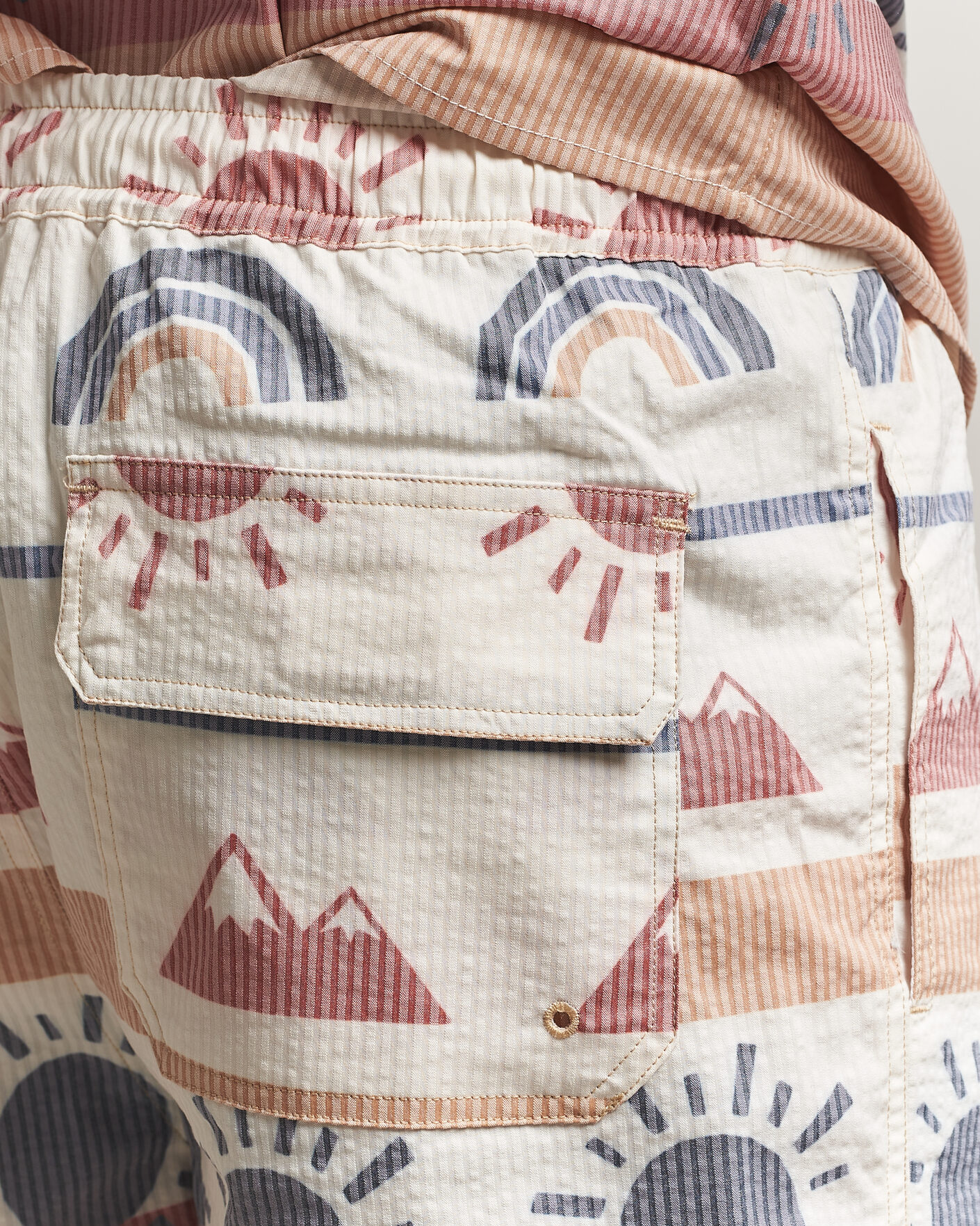 Herr | Badbyxor | KnowledgeCotton Apparel | Printed Swimshorts Multi