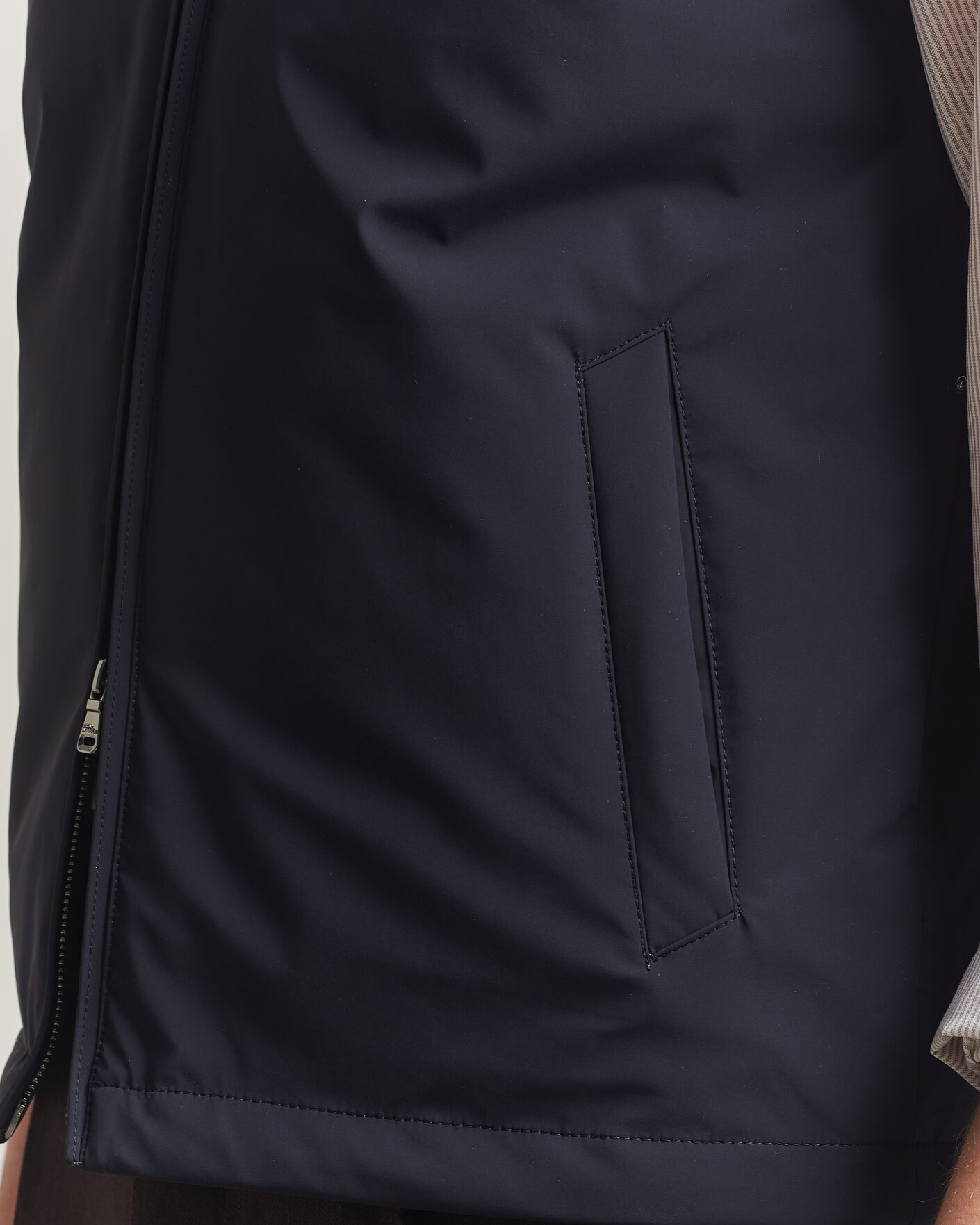 Herr | Västar | Oscar Jacobson | Light Zipped Waistcoat Navy