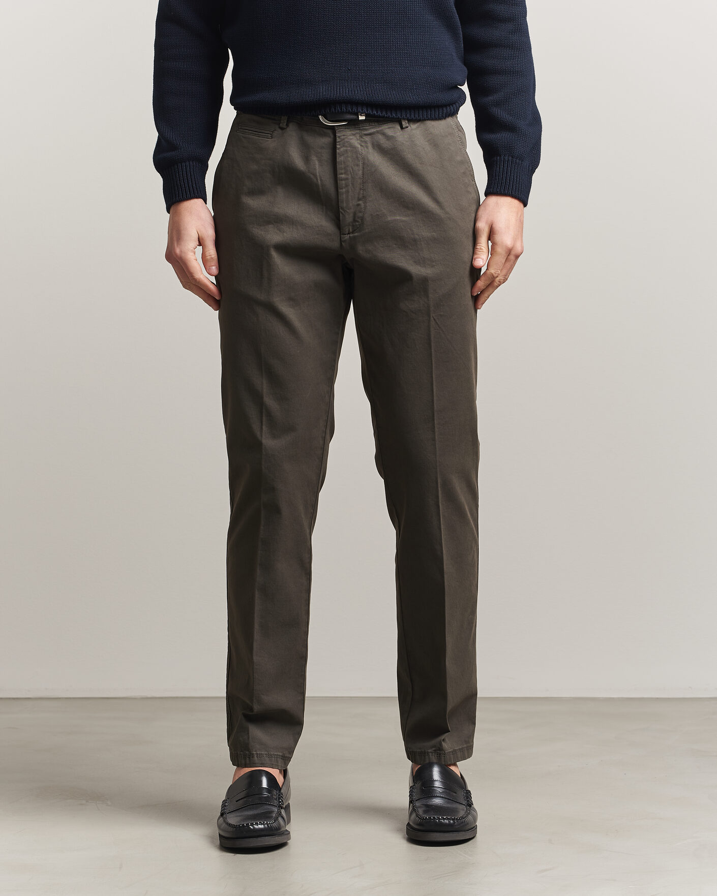Herr | Byxor | Oscar Jacobson | Danik Cotton Trousers Olive