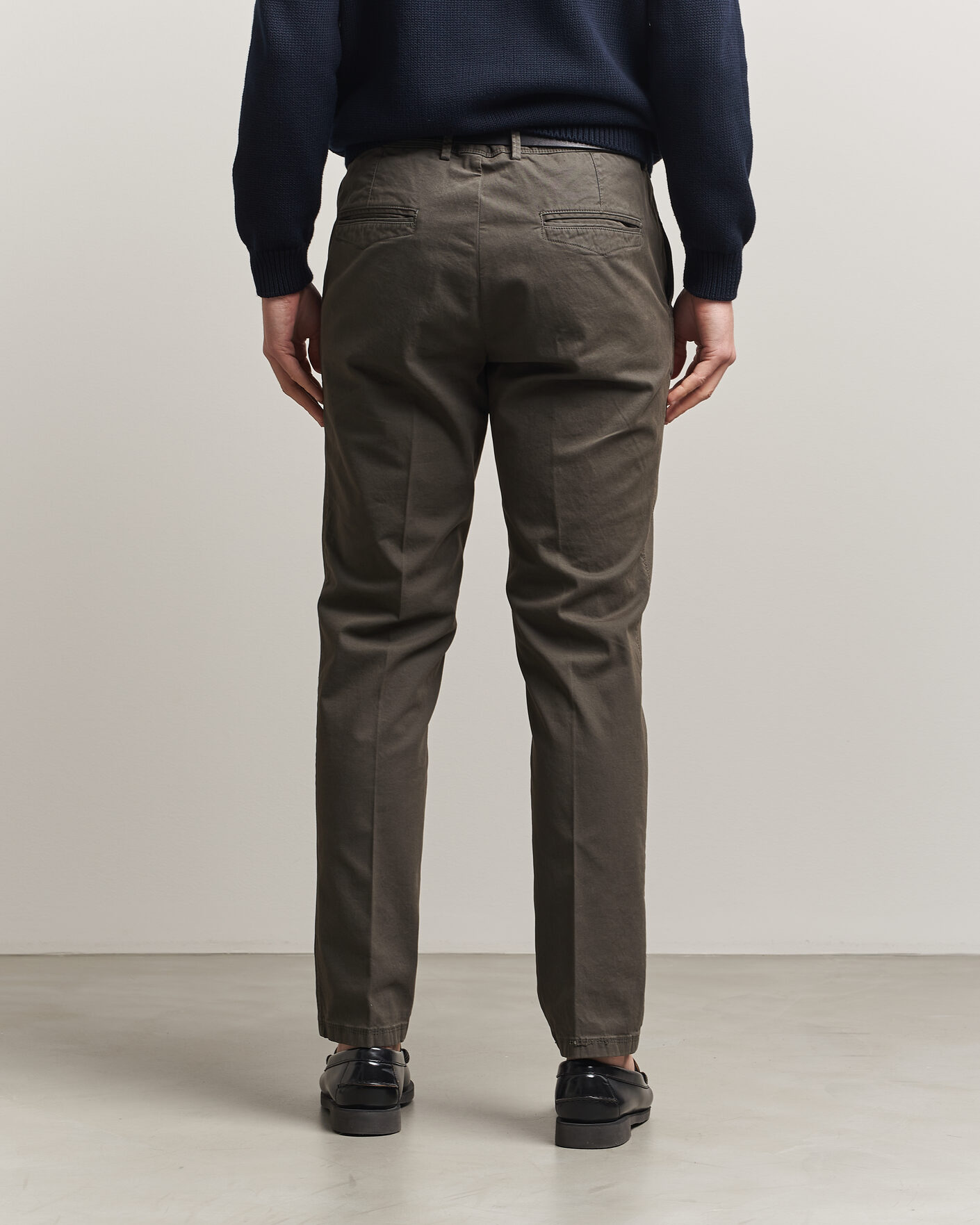 Herr | Byxor | Oscar Jacobson | Danik Cotton Trousers Olive