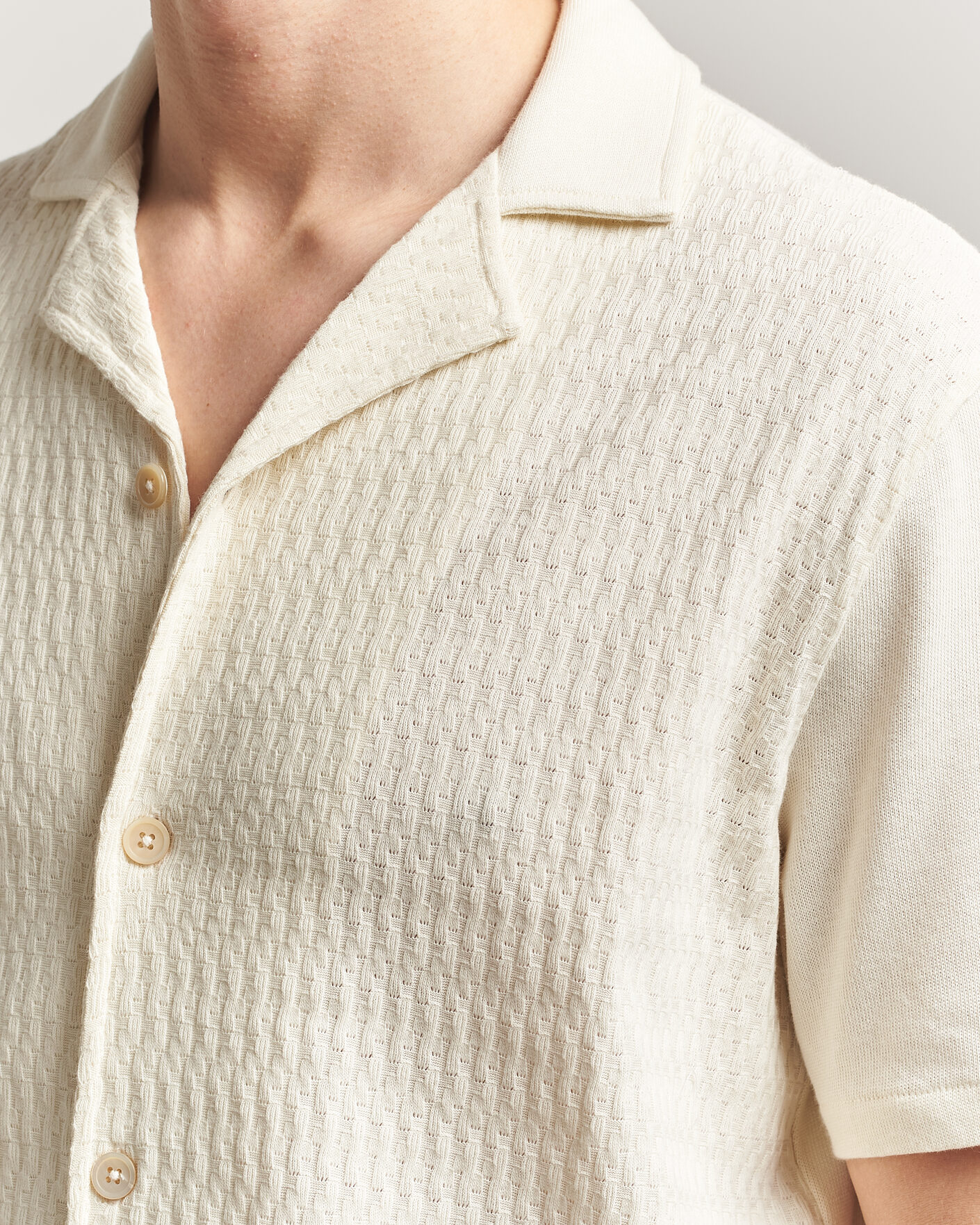 Herr | Skjortor | Oscar Jacobson | Kirk Knitted Short Sleeve Shirt Off White