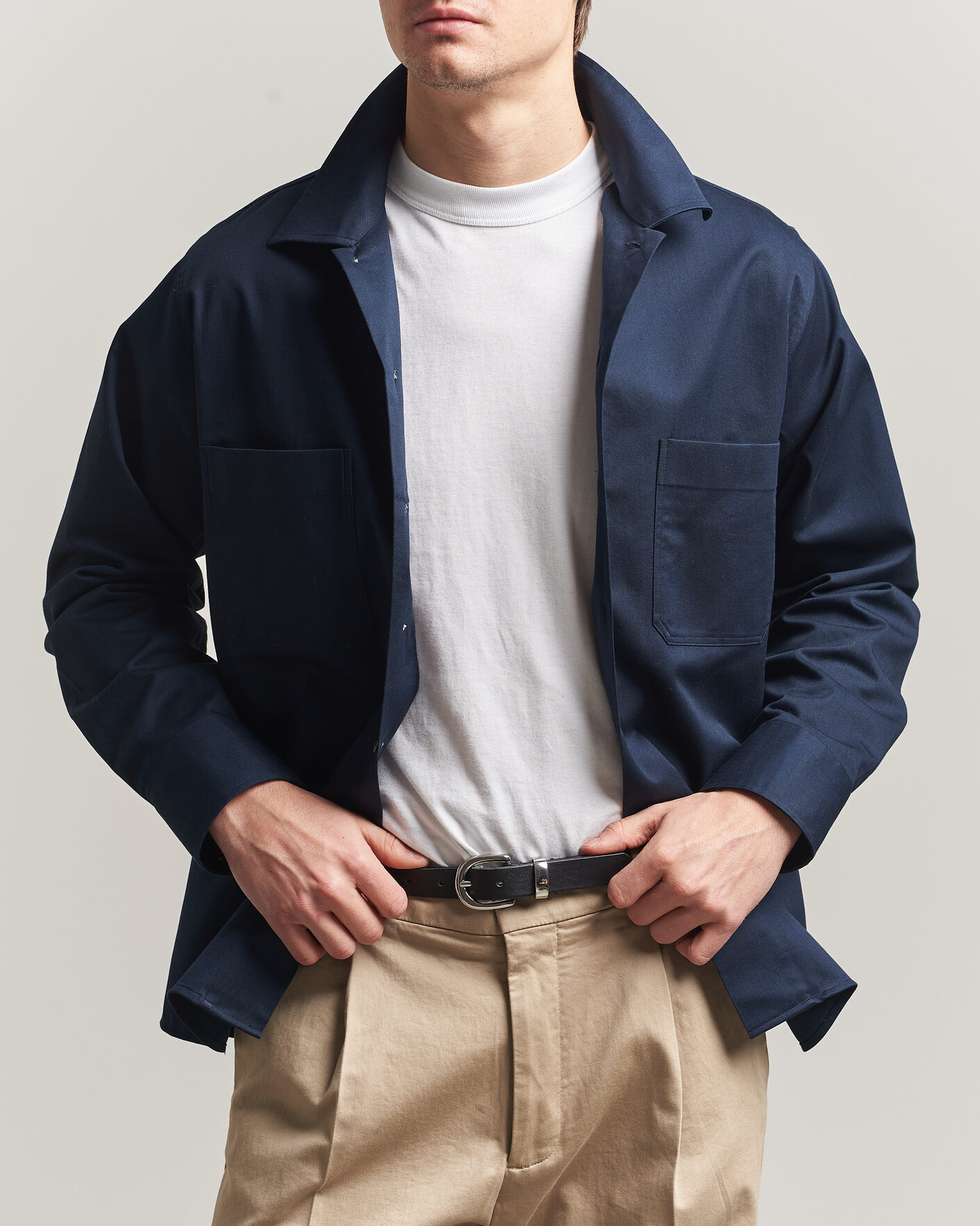 Herr | Skjortor | Oscar Jacobson | Straight Fit Bowling Collar Cotton Shirt Navy