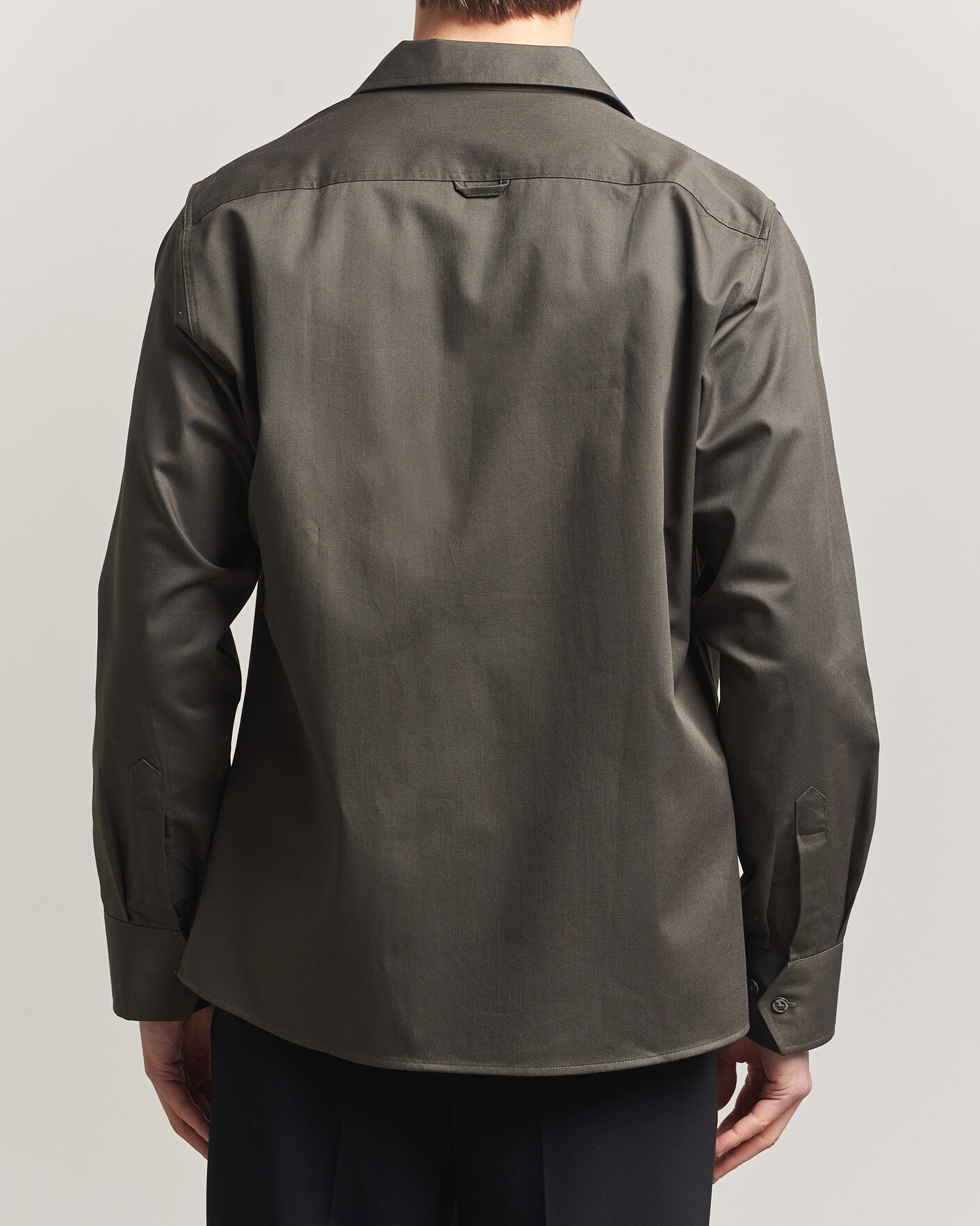 Herr | Skjortor | Oscar Jacobson | Straight Fit Bowling Collar Cotton Shirt Olive