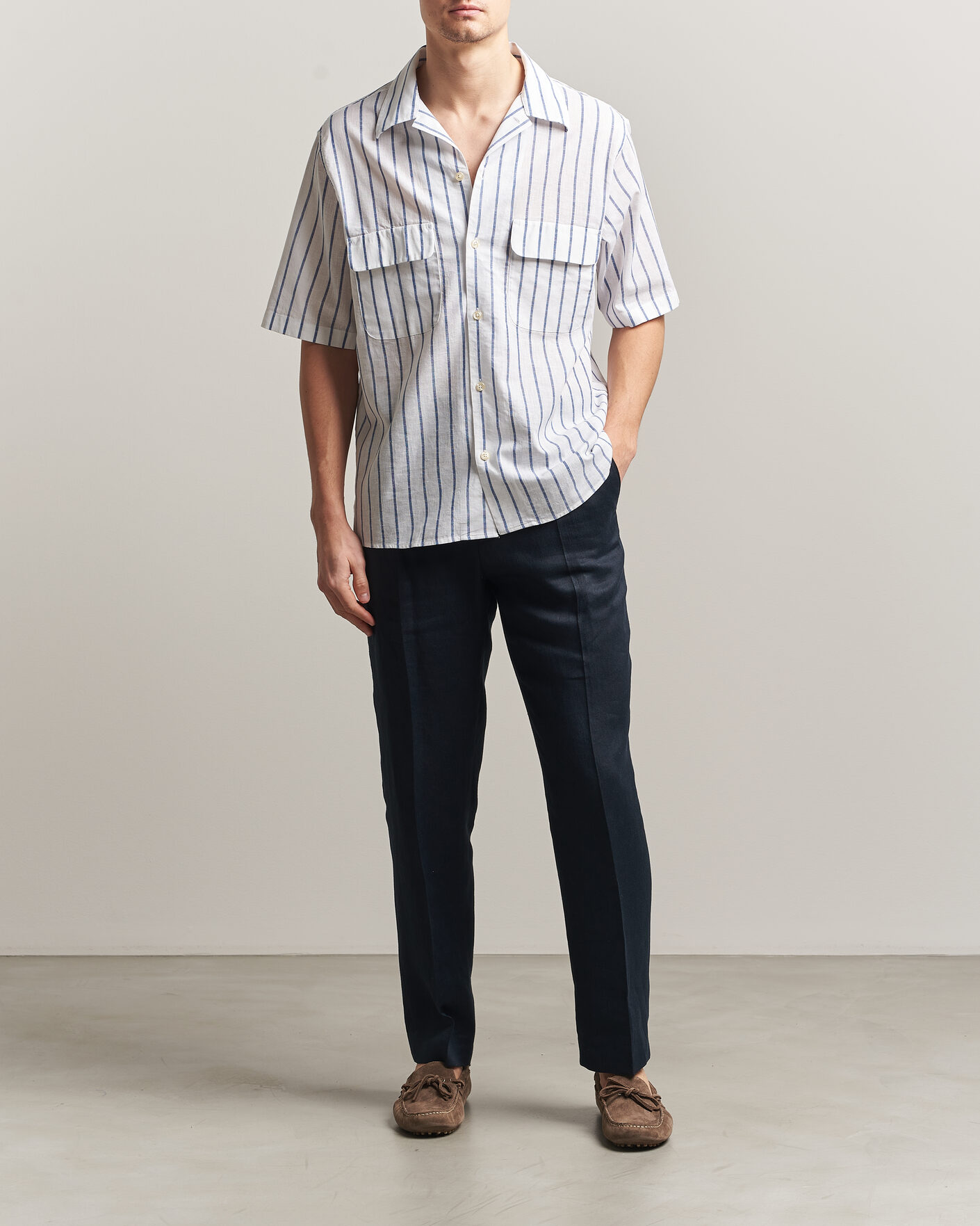 Herr | Skjortor | Oscar Jacobson | Striped Short Sleeve Linen Shirt Navy/White