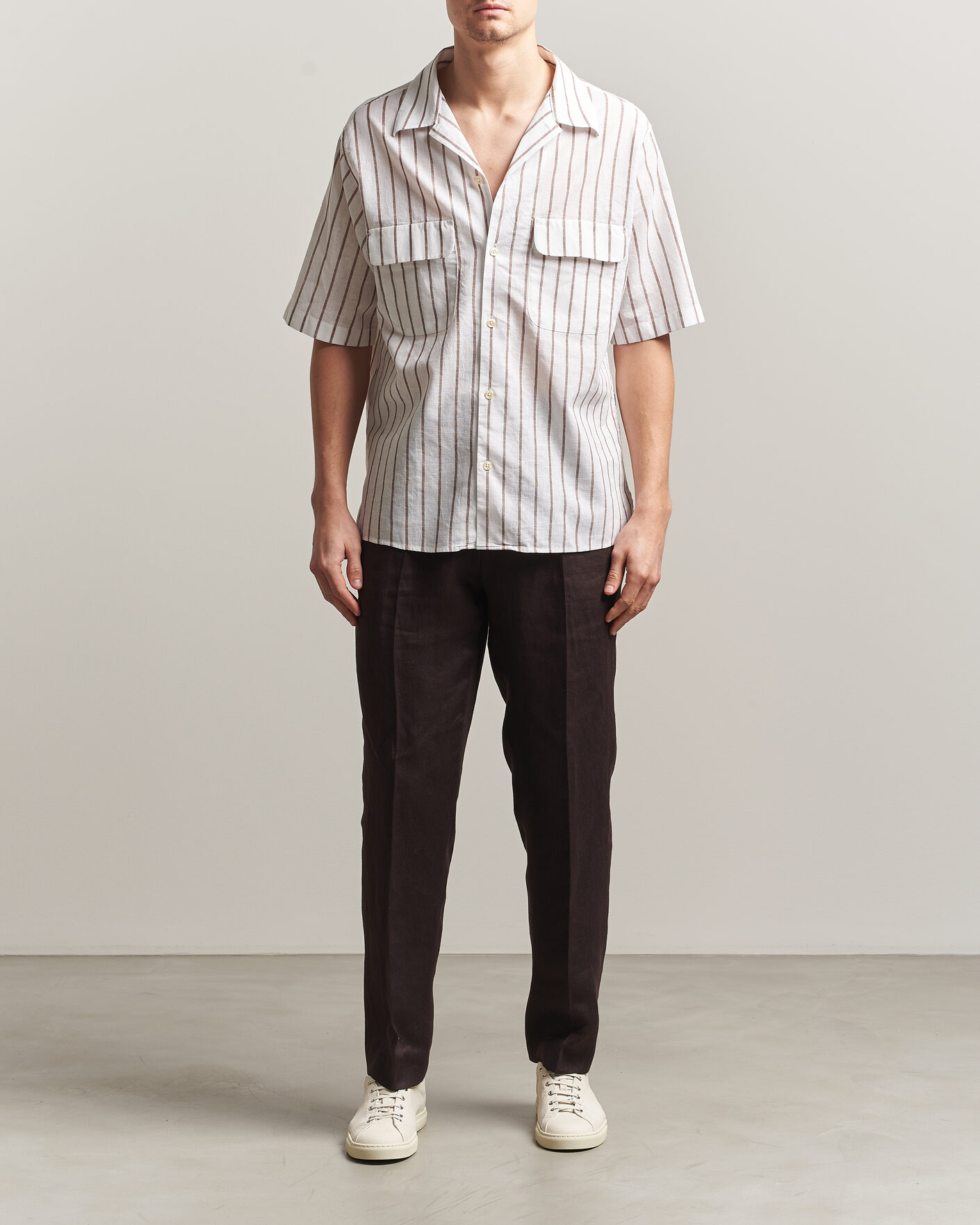Herr | Skjortor | Oscar Jacobson | Striped Short Sleeve Linen Shirt Brown/White