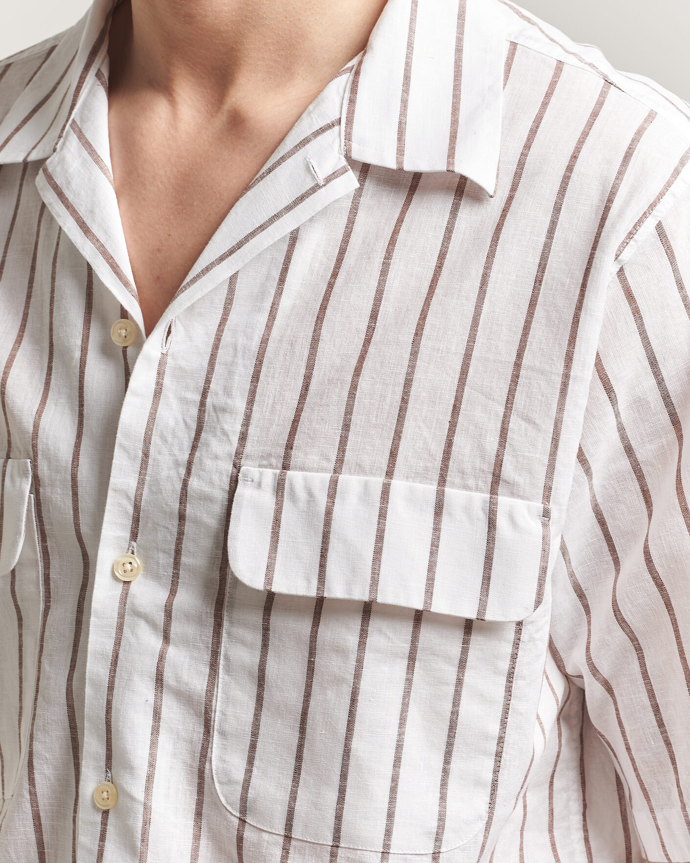 Herr | Skjortor | Oscar Jacobson | Striped Short Sleeve Linen Shirt Brown/White
